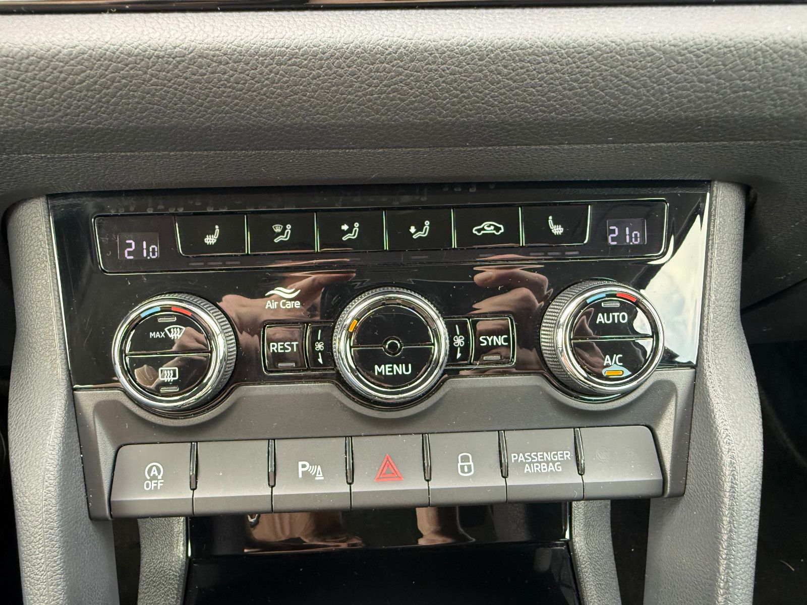 Fahrzeugabbildung SKODA Kodiaq Style*ACC*SH*Navi*Side Assist*