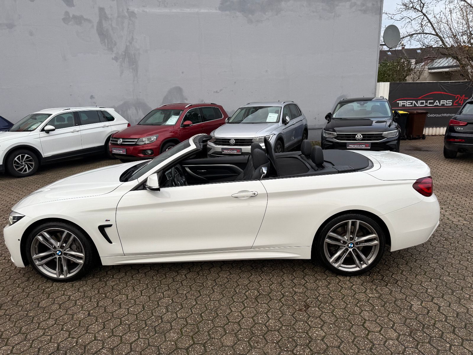 Fahrzeugabbildung BMW 440 4 Cabrio 440 i M Sport