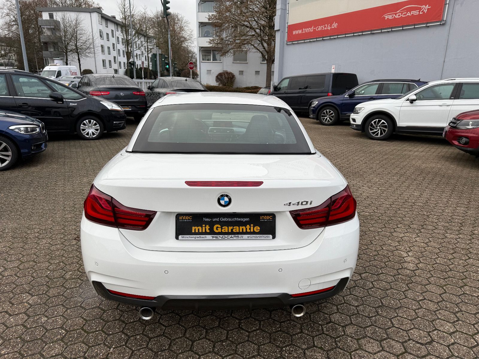 Fahrzeugabbildung BMW 440 4 Cabrio 440 i M Sport