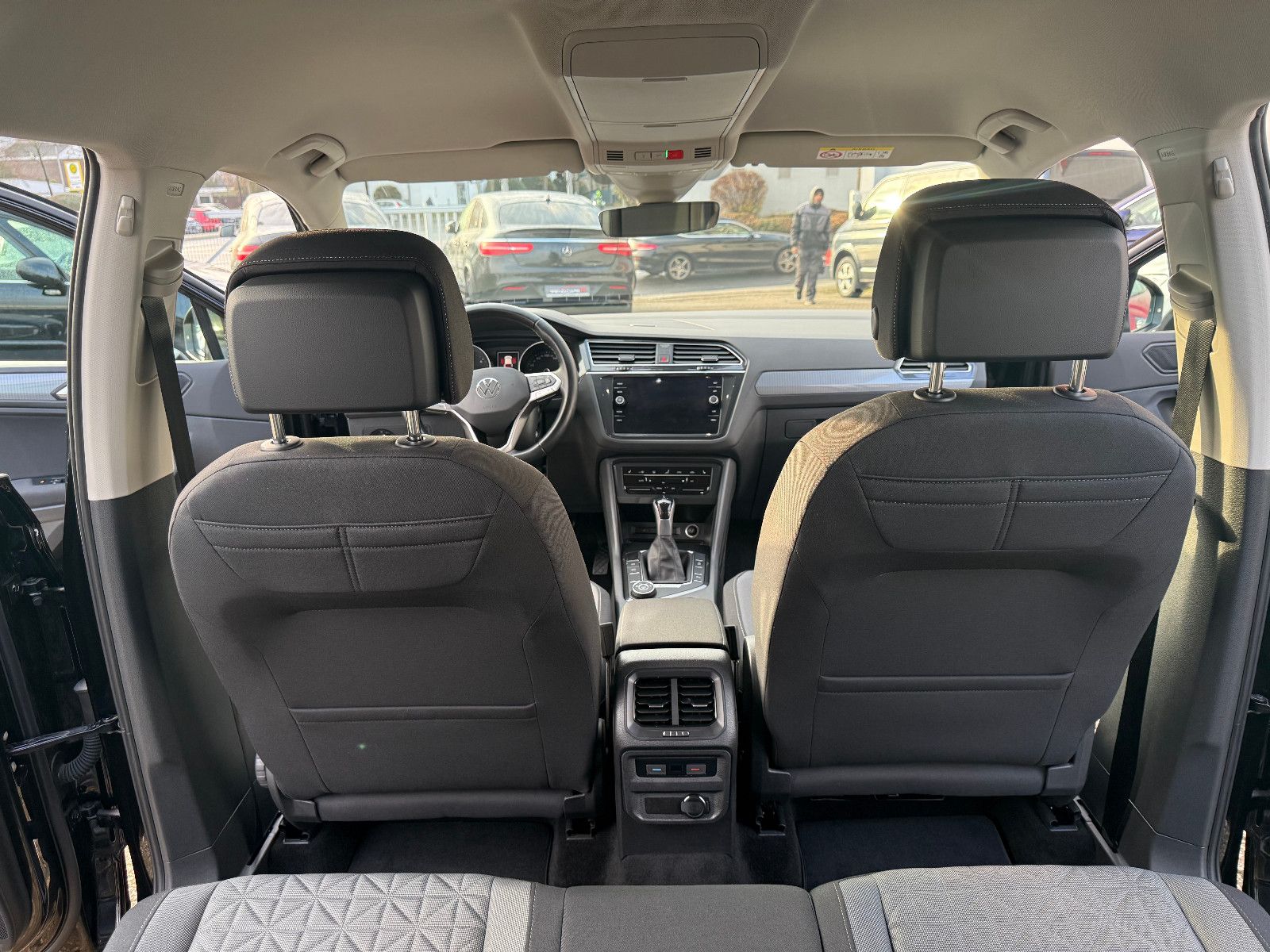 Fahrzeugabbildung Volkswagen Tiguan Life 4Motion*ACC*AHK*NAVI*