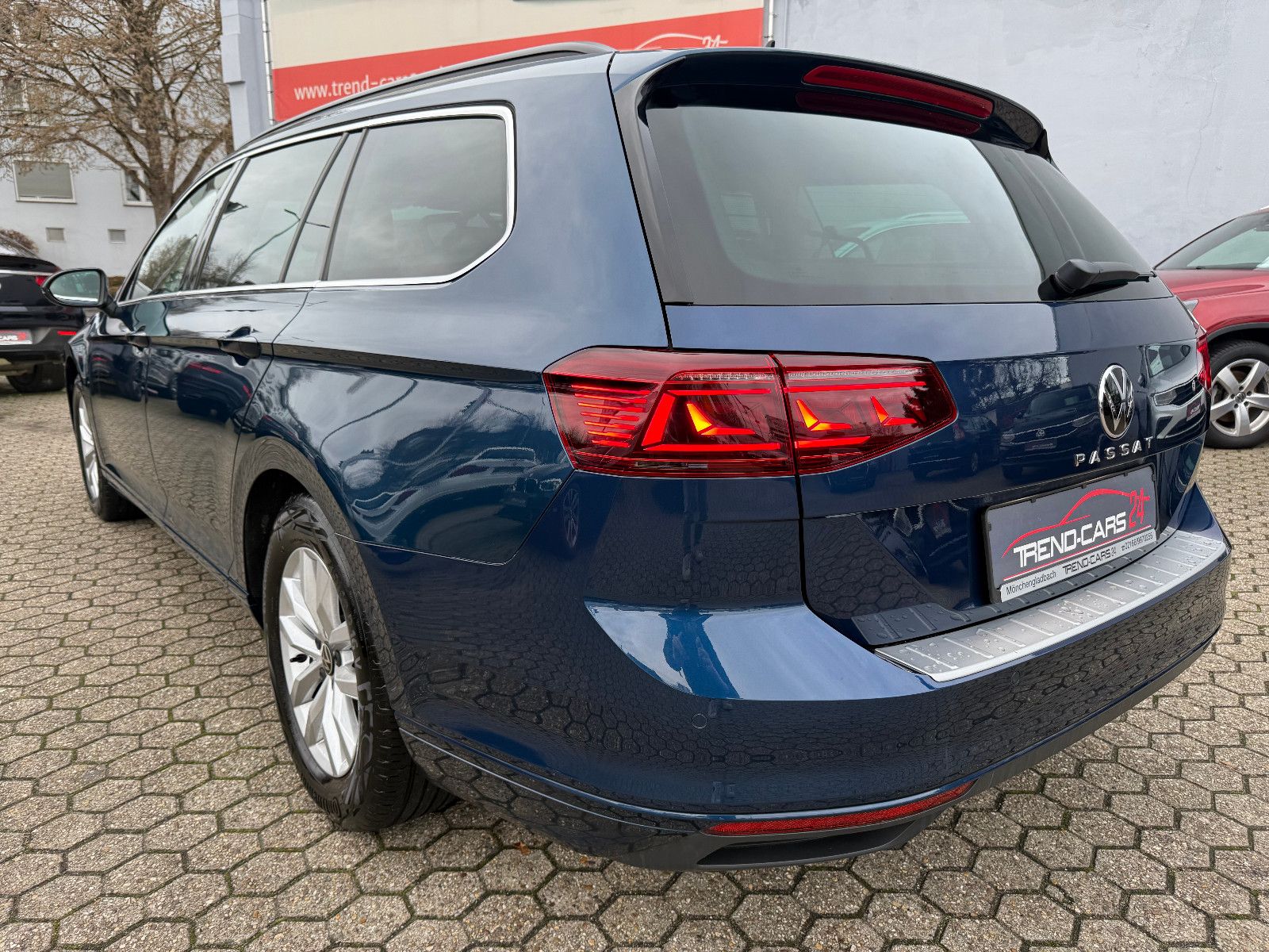 Fahrzeugabbildung Volkswagen Passat Variant Business*ACC*Headup*Harmann Kardo