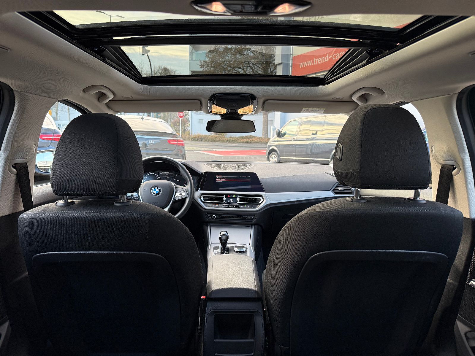 Fahrzeugabbildung BMW 320d Touring *ACC*NAVI*