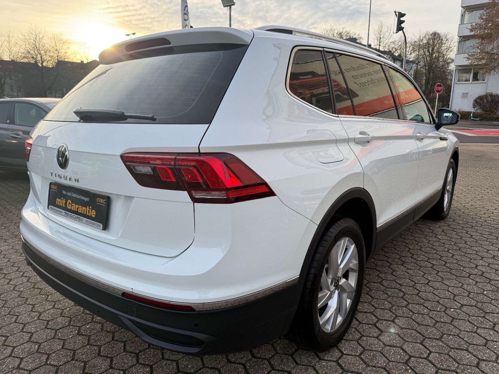 Fahrzeugabbildung Volkswagen Tiguan Allspace Life*ACC*
