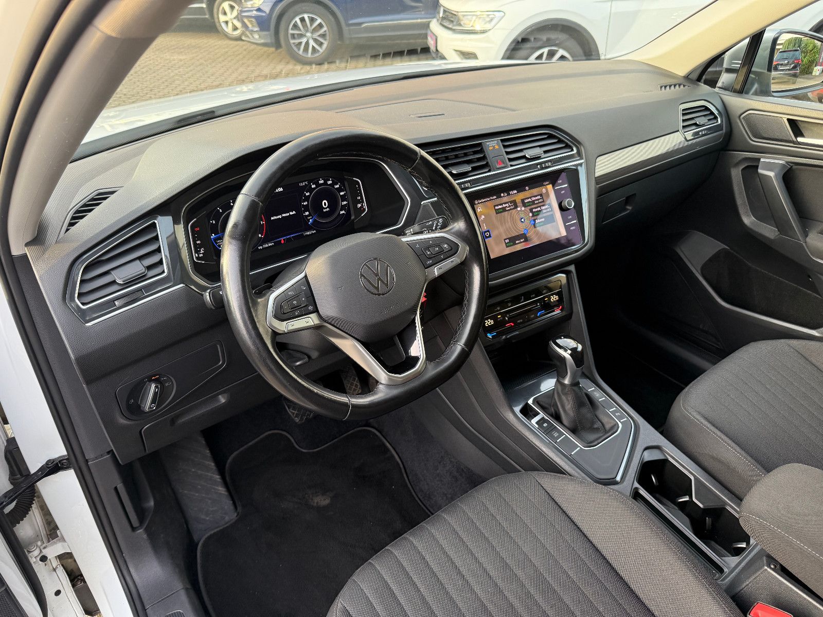 Fahrzeugabbildung Volkswagen Tiguan Allspace Life*ACC*