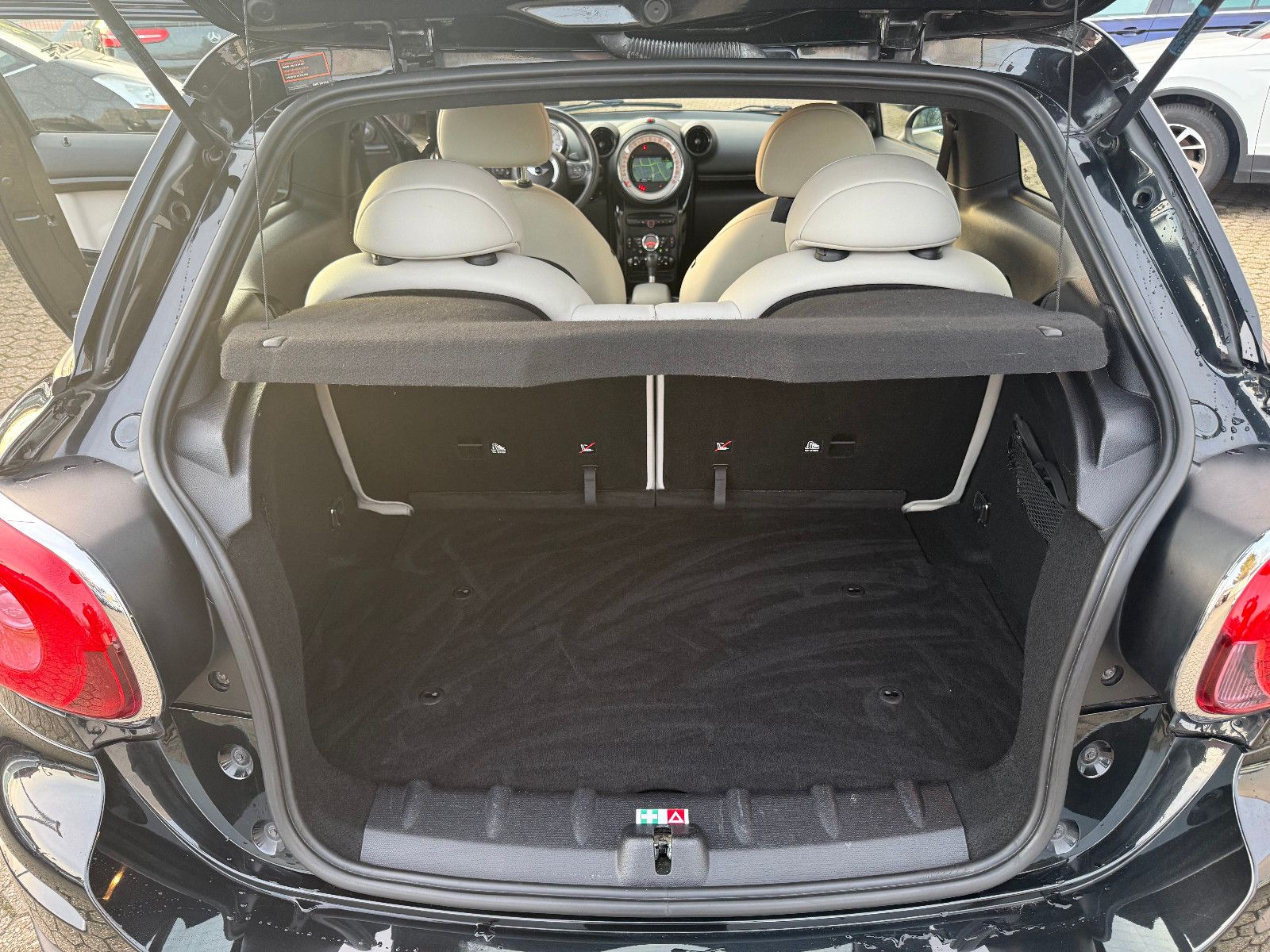 Fahrzeugabbildung MINI COOPER_S Paceman S*Navi*PANO*ALLRAD*Harman-Kardo