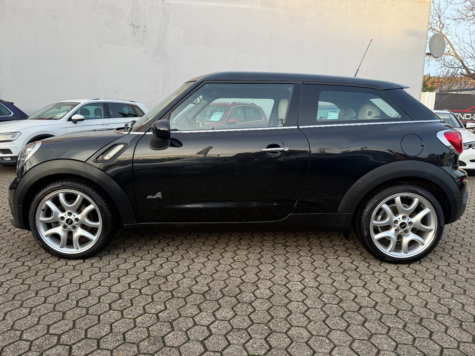 Fahrzeugabbildung MINI COOPER_S Paceman S*Navi*PANO*ALLRAD*Harman-Kardo