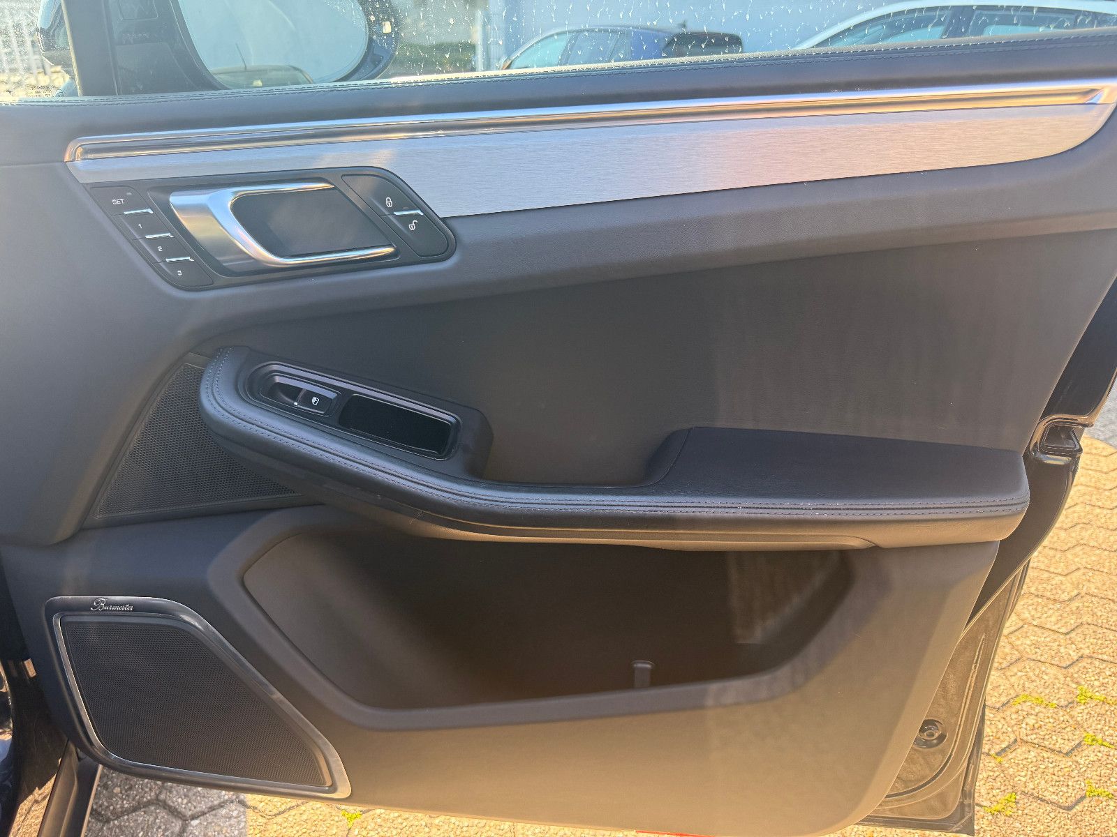 Fahrzeugabbildung Porsche Macan Turbo*ACC*CAM*AHK*PANO
