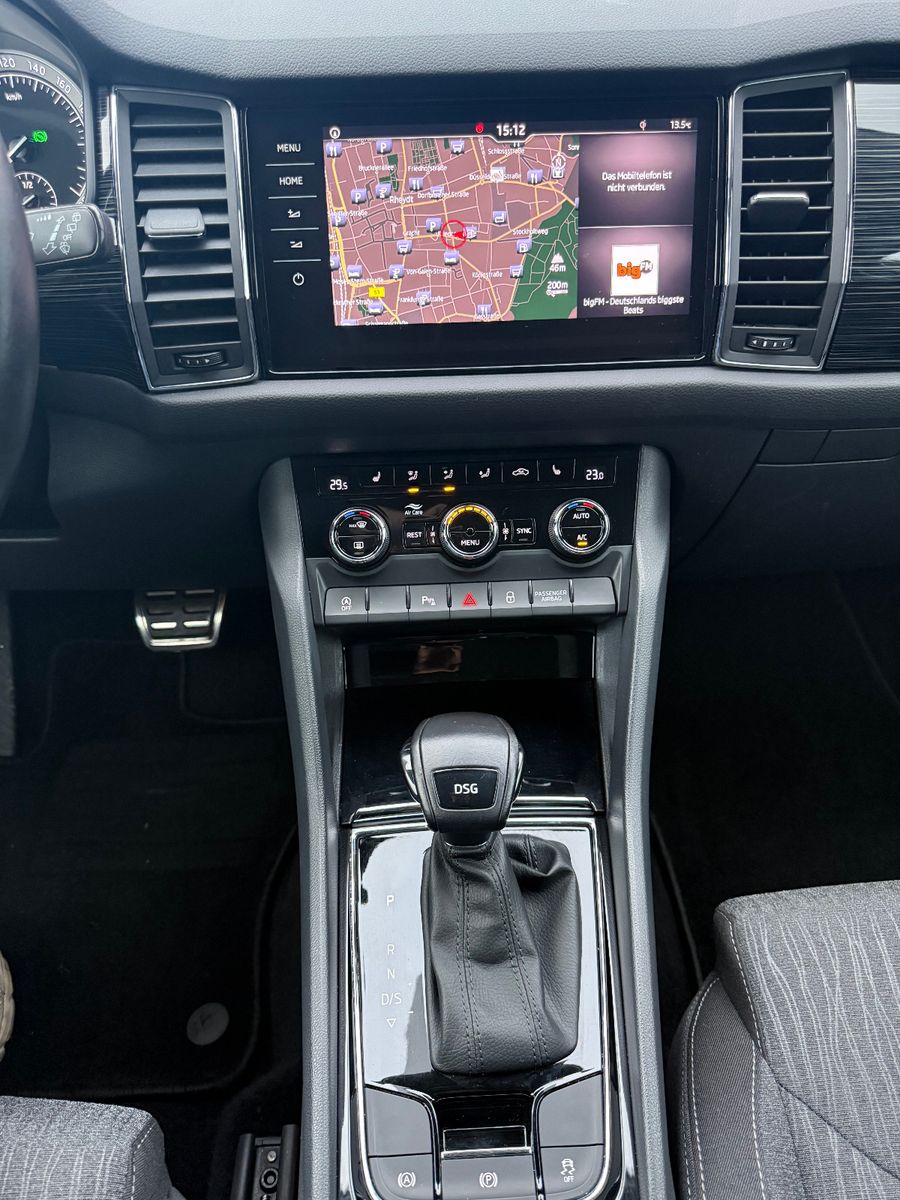 Fahrzeugabbildung SKODA Kodiaq Style*ACC*SH*Navi*
