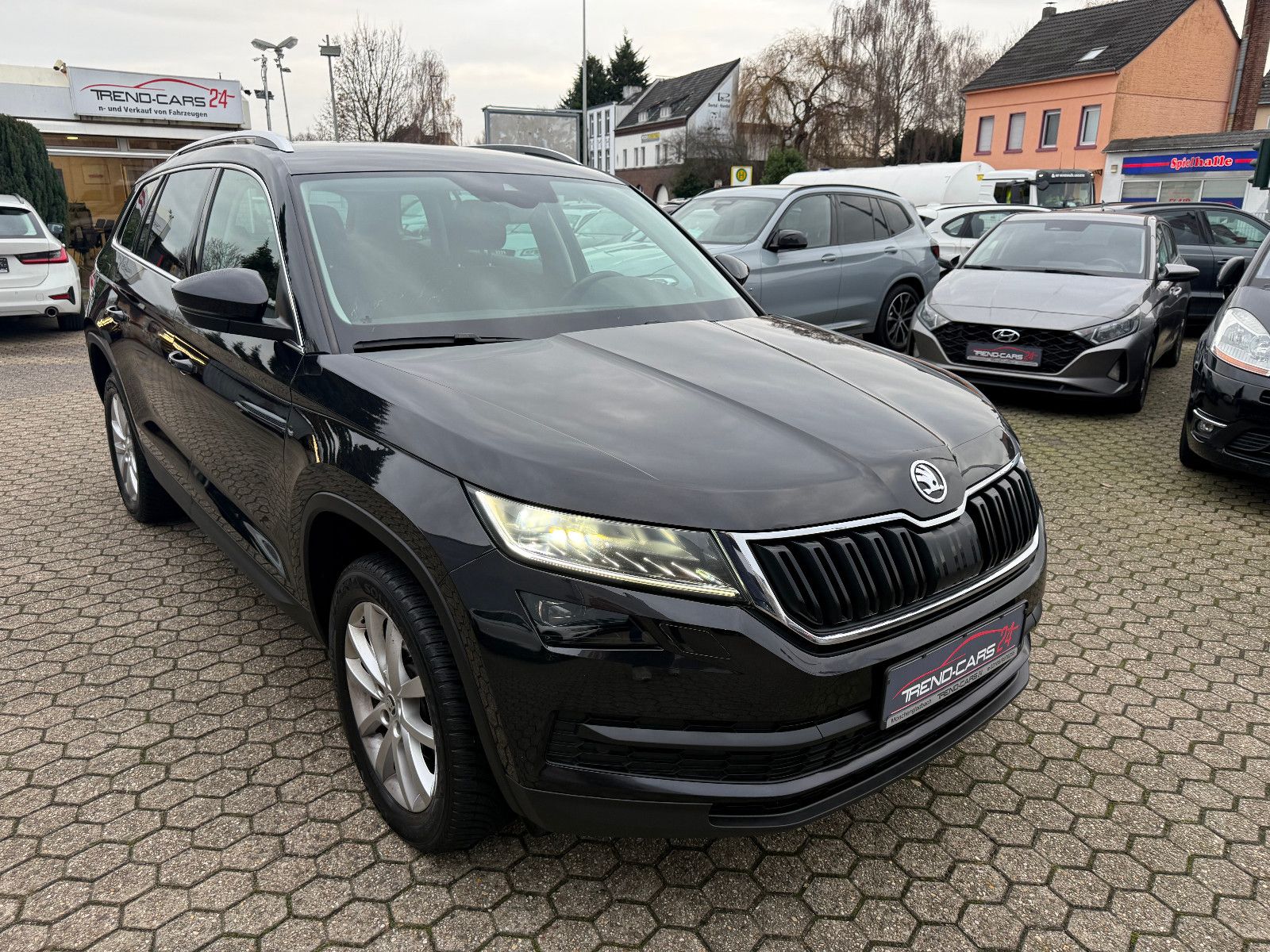 Fahrzeugabbildung SKODA Kodiaq Style*ACC*SH*Navi*