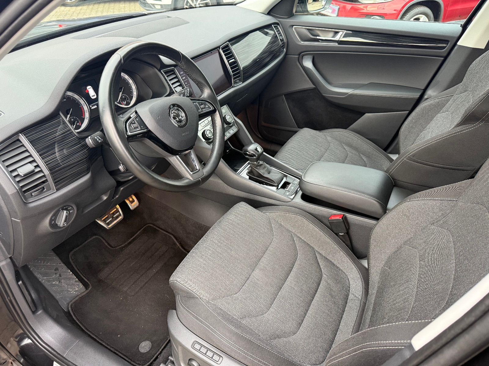 Fahrzeugabbildung SKODA Kodiaq Style*ACC*SH*Navi*