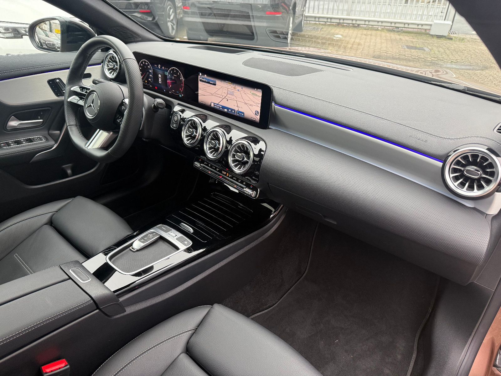 Fahrzeugabbildung Mercedes-Benz CLA 200*AMG*ACC*PANO*HEADUP*MEMORY*SH*