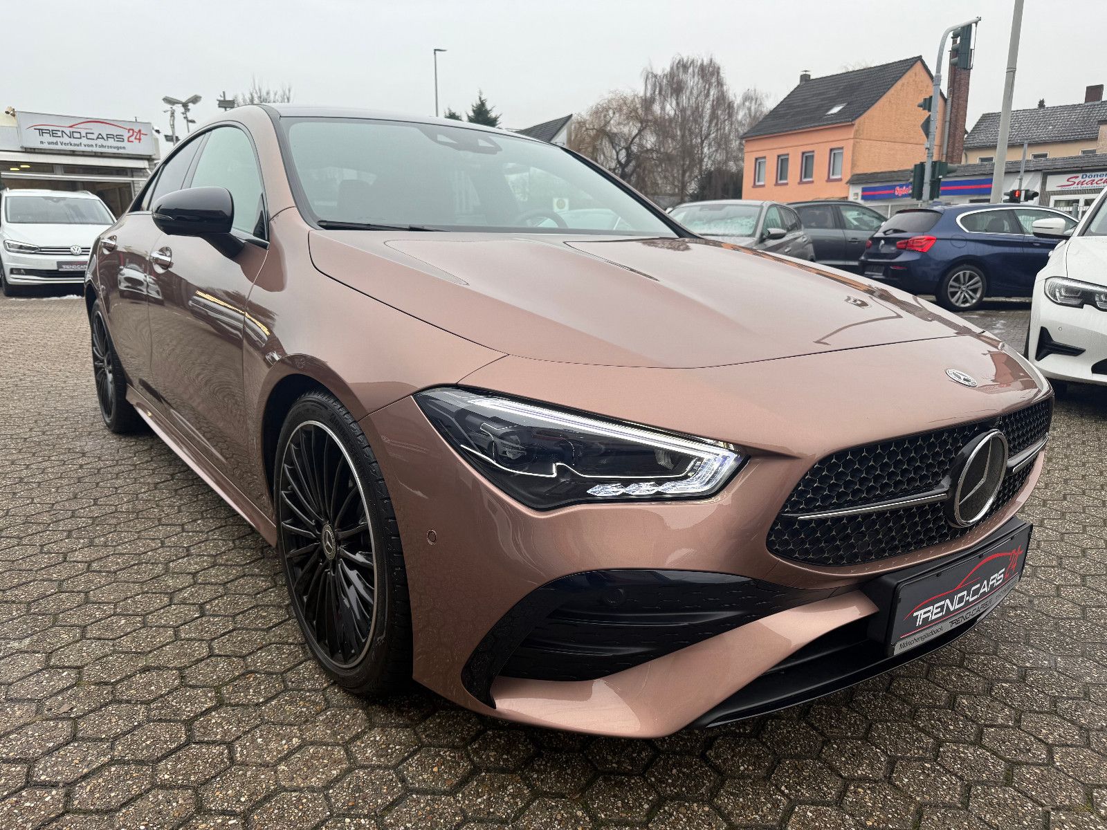Fahrzeugabbildung Mercedes-Benz CLA 200*AMG*ACC*PANO*HEADUP*MEMORY*SH*