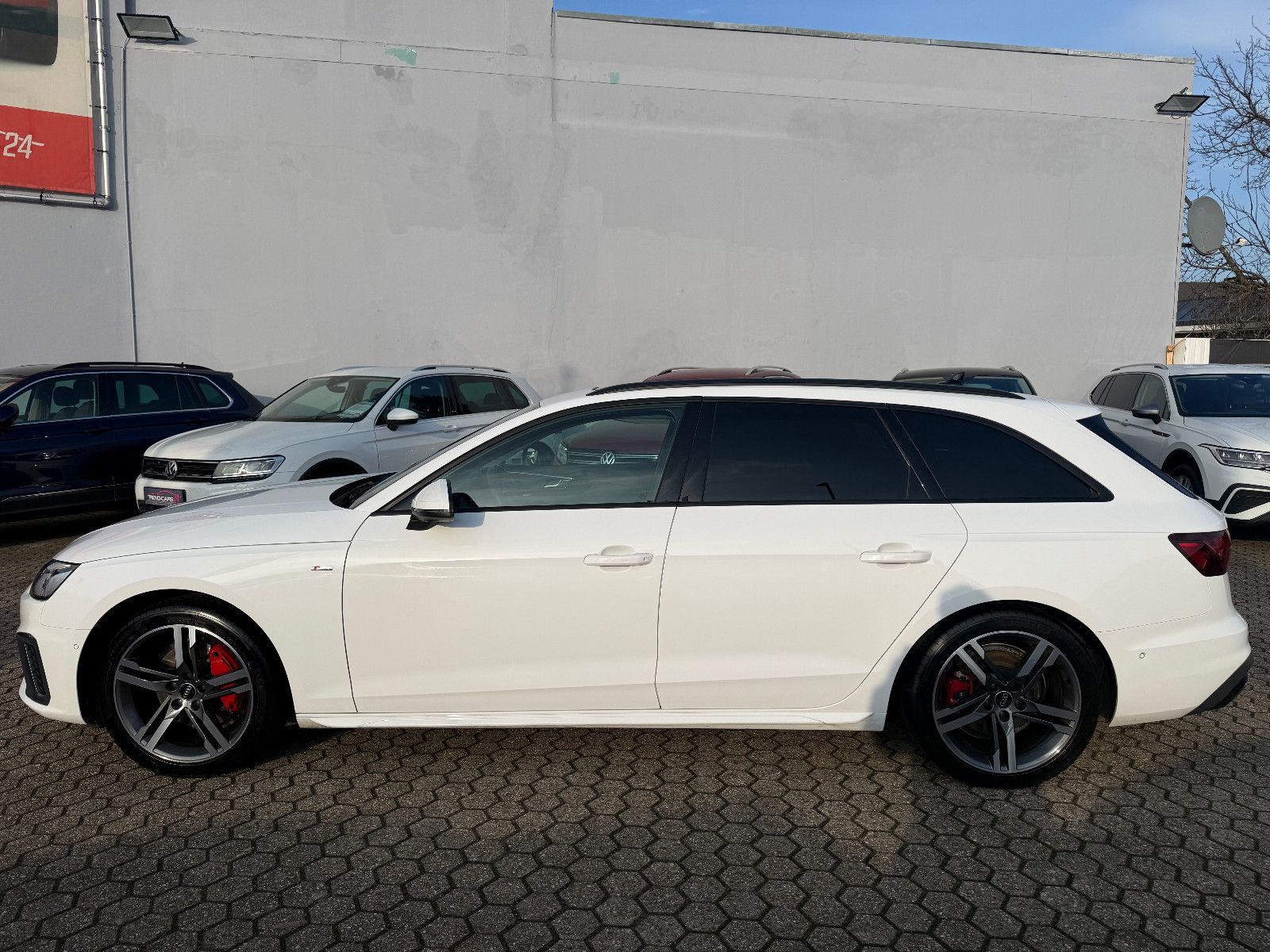 Fahrzeugabbildung Audi A4 Avant40TDI S line*ACC*BANG&OLUFSEN*PANO*Matri