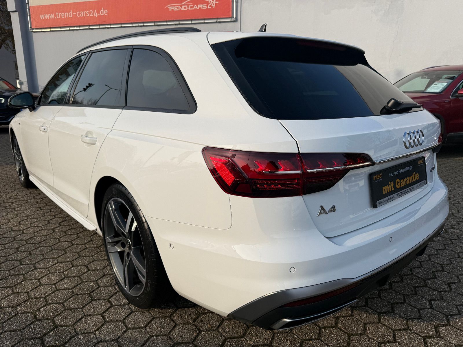 Fahrzeugabbildung Audi A4 Avant40TDI S line*ACC*BANG&OLUFSEN*PANO*Matri