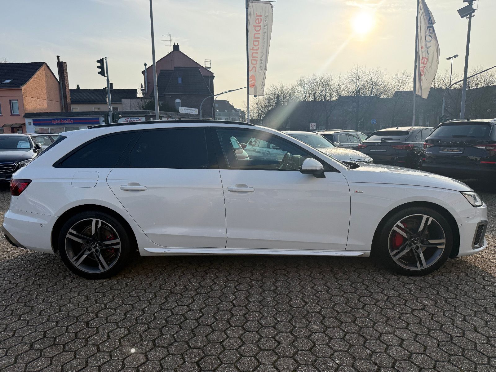 Fahrzeugabbildung Audi A4 Avant40TDI S line*ACC*BANG&OLUFSEN*PANO*Matri