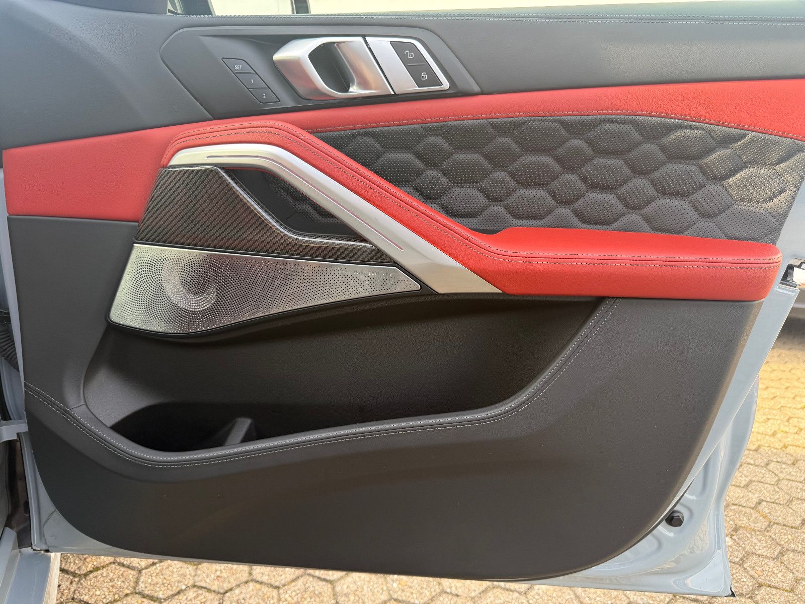 Fahrzeugabbildung BMW X6 M Competition*ACC*Softclose*Pano*Bowers & Wil