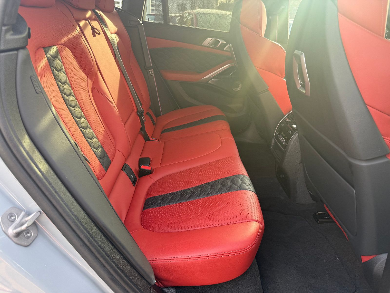 Fahrzeugabbildung BMW X6 M Competition*ACC*Softclose*Pano*Bowers & Wil