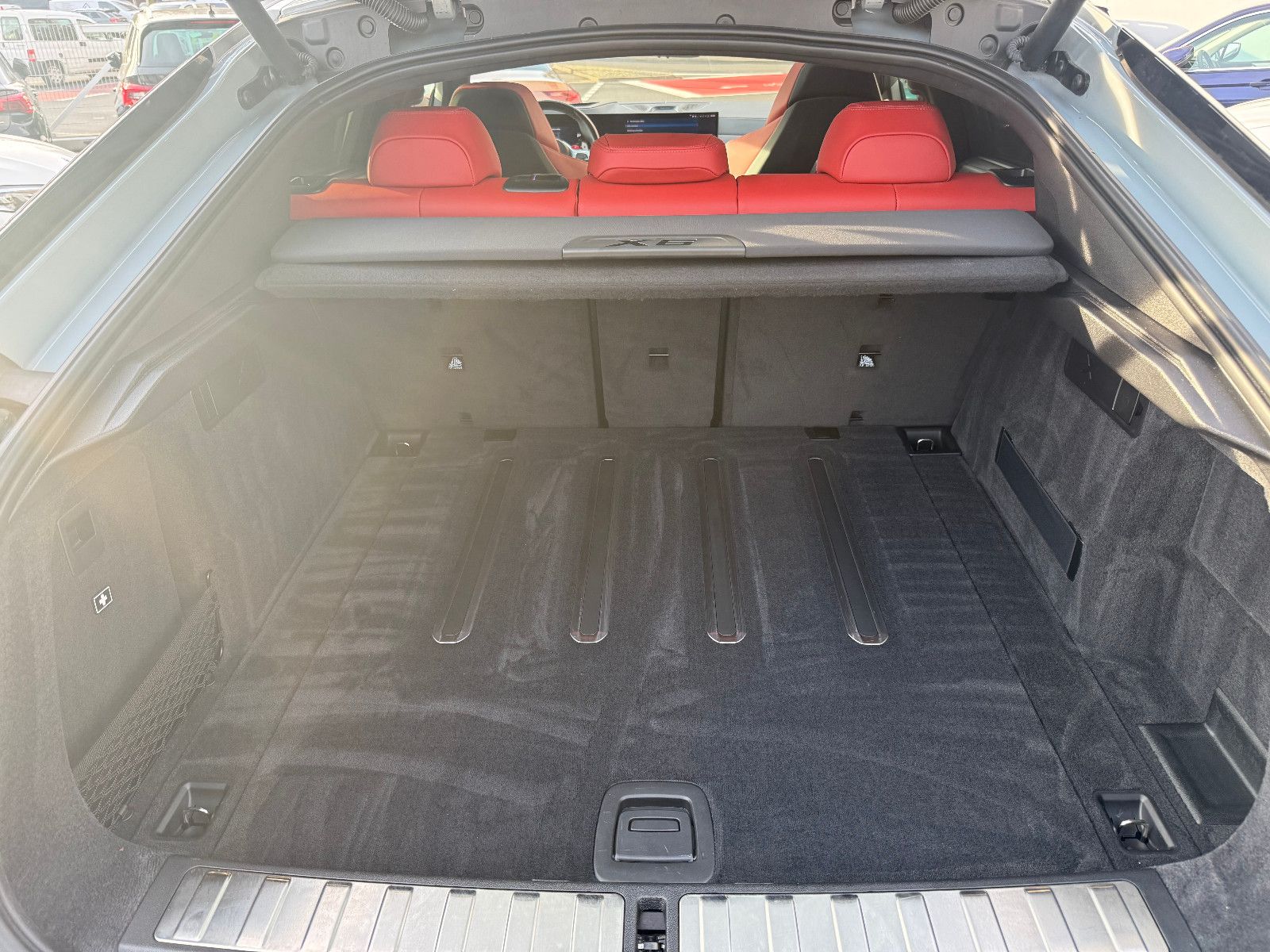 Fahrzeugabbildung BMW X6 M Competition*ACC*Softclose*Pano*Bowers & Wil