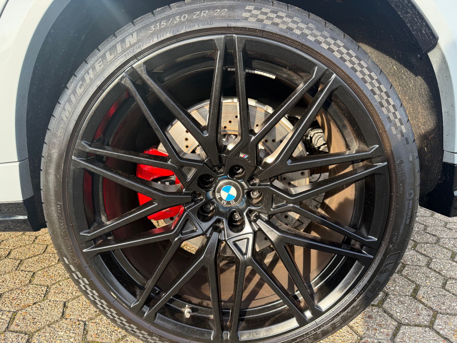 Fahrzeugabbildung BMW X6 M Competition*ACC*Softclose*Pano*Bowers & Wil