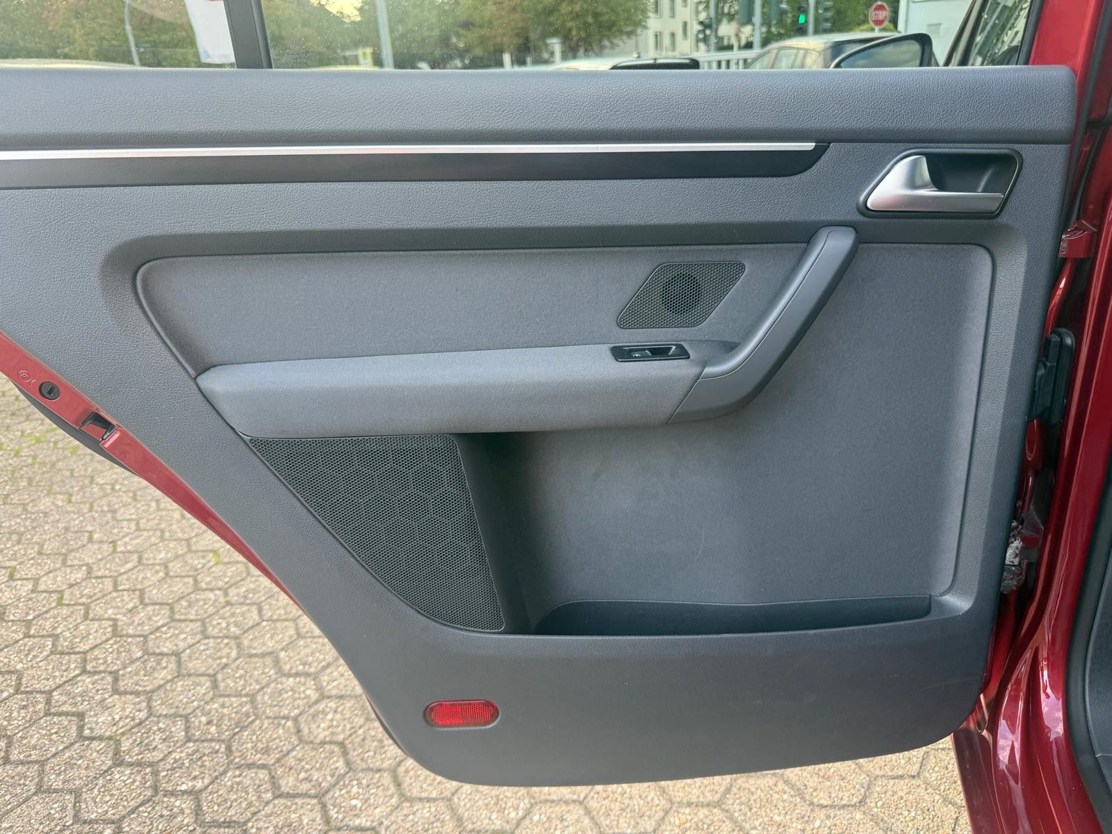 Fahrzeugabbildung Volkswagen Touran Highline*Klima*AHK*SH*