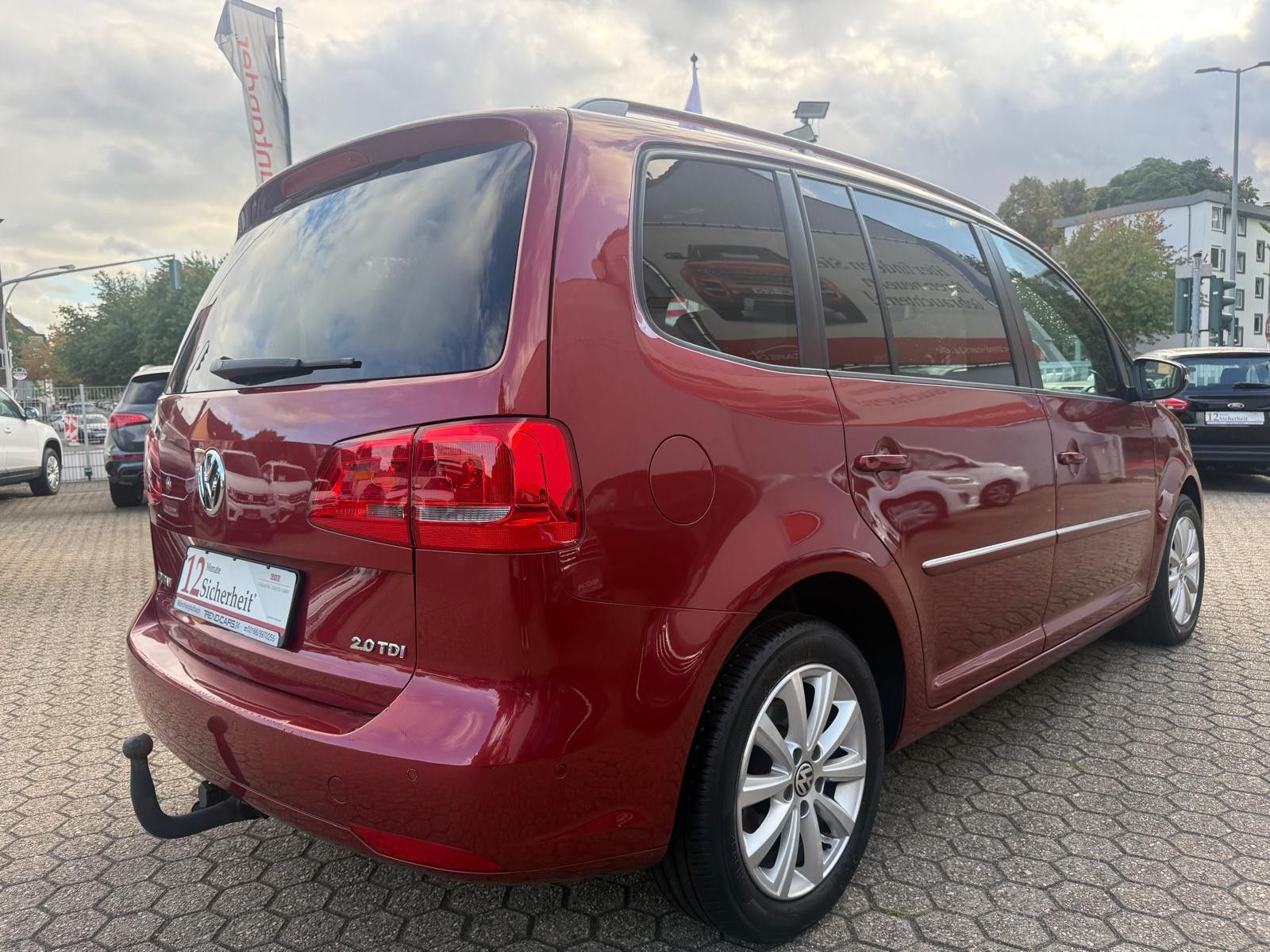 Fahrzeugabbildung Volkswagen Touran Highline*Klima*AHK*SH*
