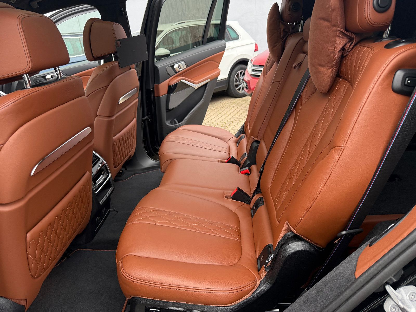 Fahrzeugabbildung BMW X7 xDrive 40 d M Sport*ACC*PANO*AHK*