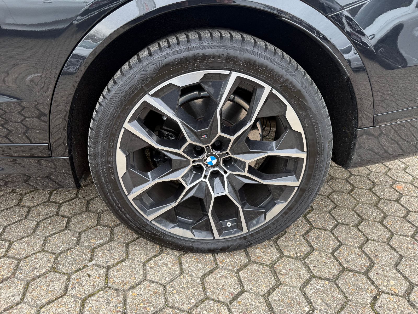 Fahrzeugabbildung BMW X7 xDrive 40 d M Sport*ACC*PANO*AHK*