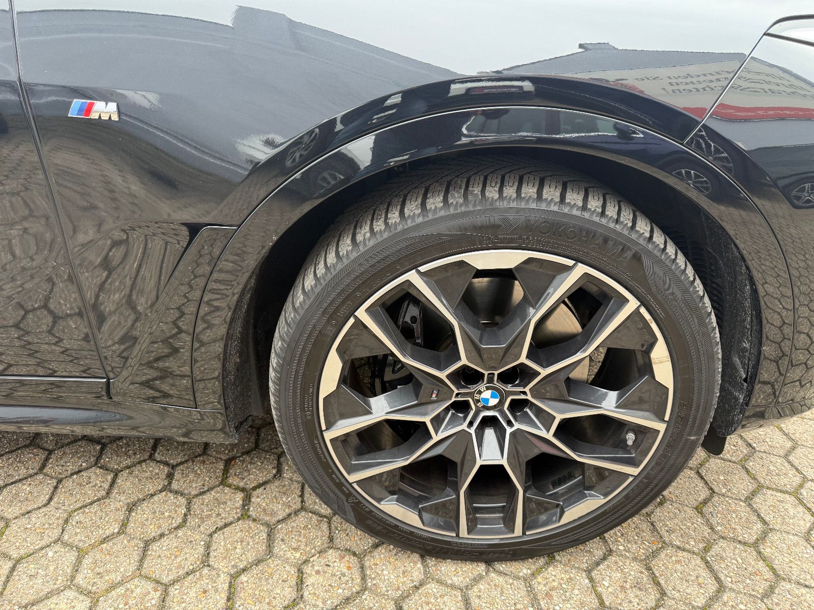 Fahrzeugabbildung BMW X7 xDrive 40 d M Sport*ACC*PANO*AHK*