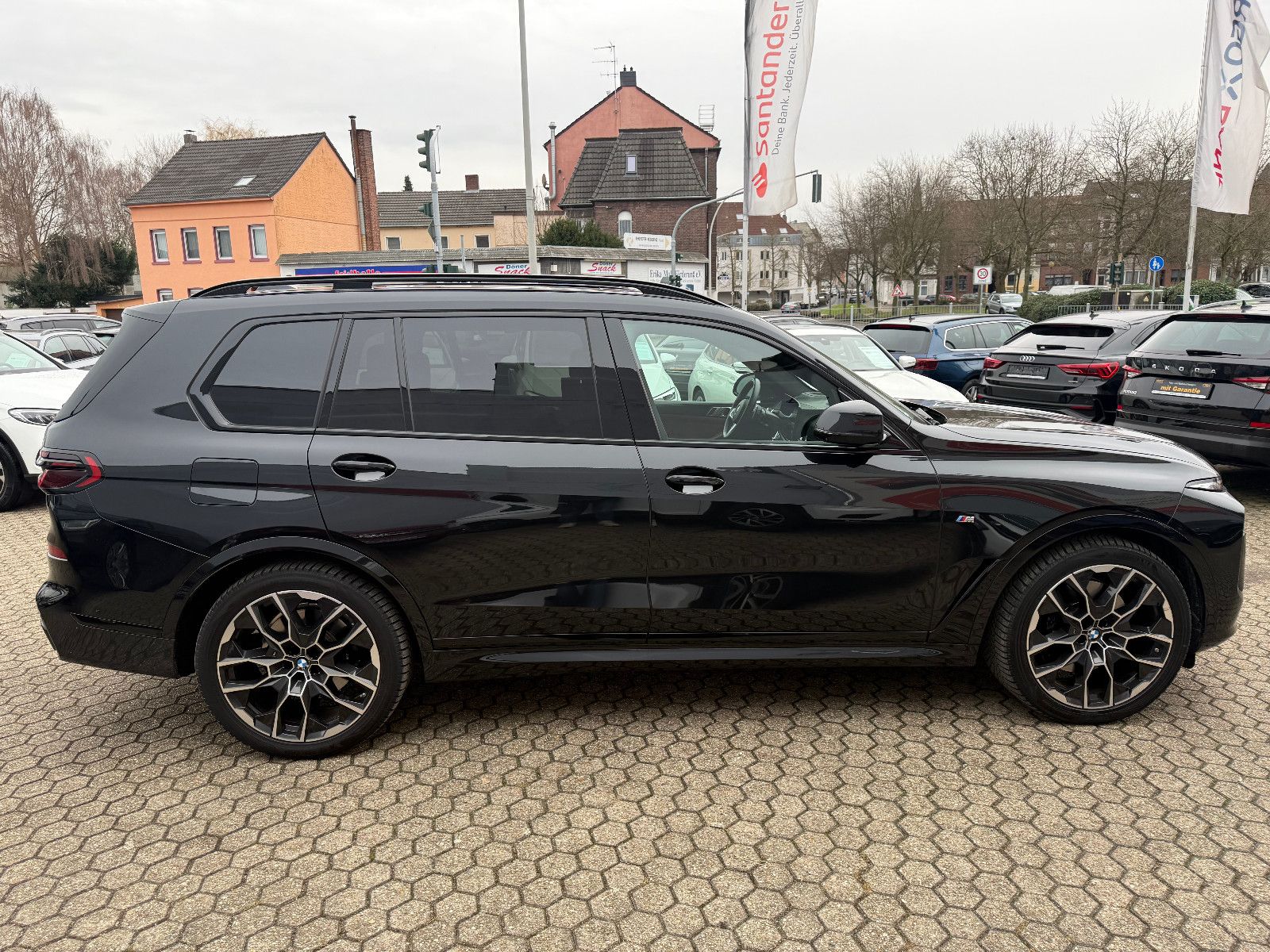 Fahrzeugabbildung BMW X7 xDrive 40 d M Sport*ACC*PANO*AHK*