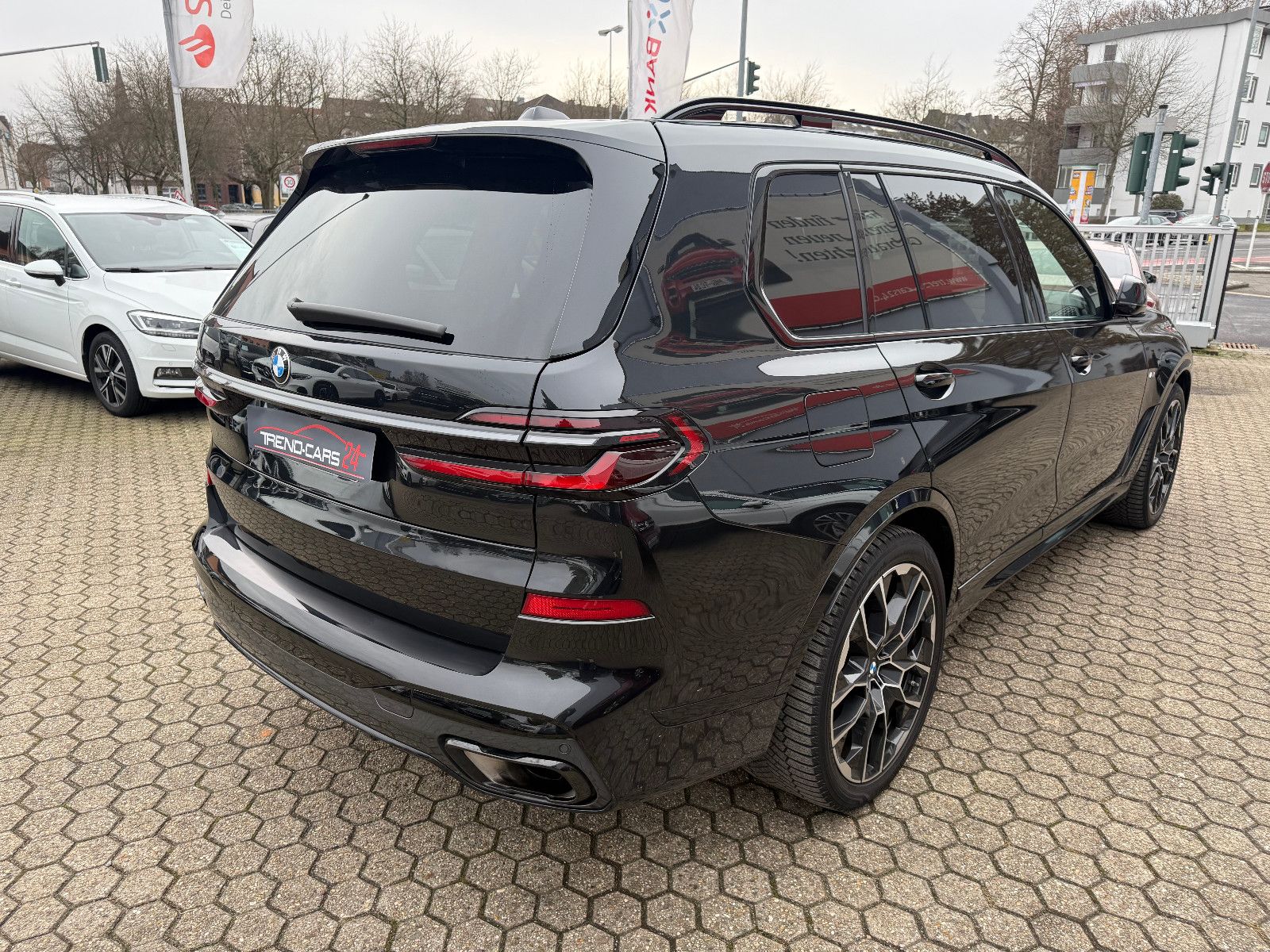 Fahrzeugabbildung BMW X7 xDrive 40 d M Sport*ACC*PANO*AHK*