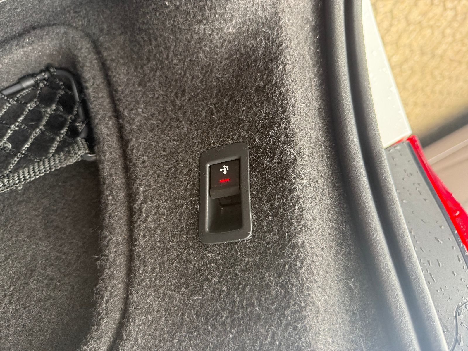 Fahrzeugabbildung Audi A4 Lim. 30 TDI advanced*S-Line*AHK*Tempomat*