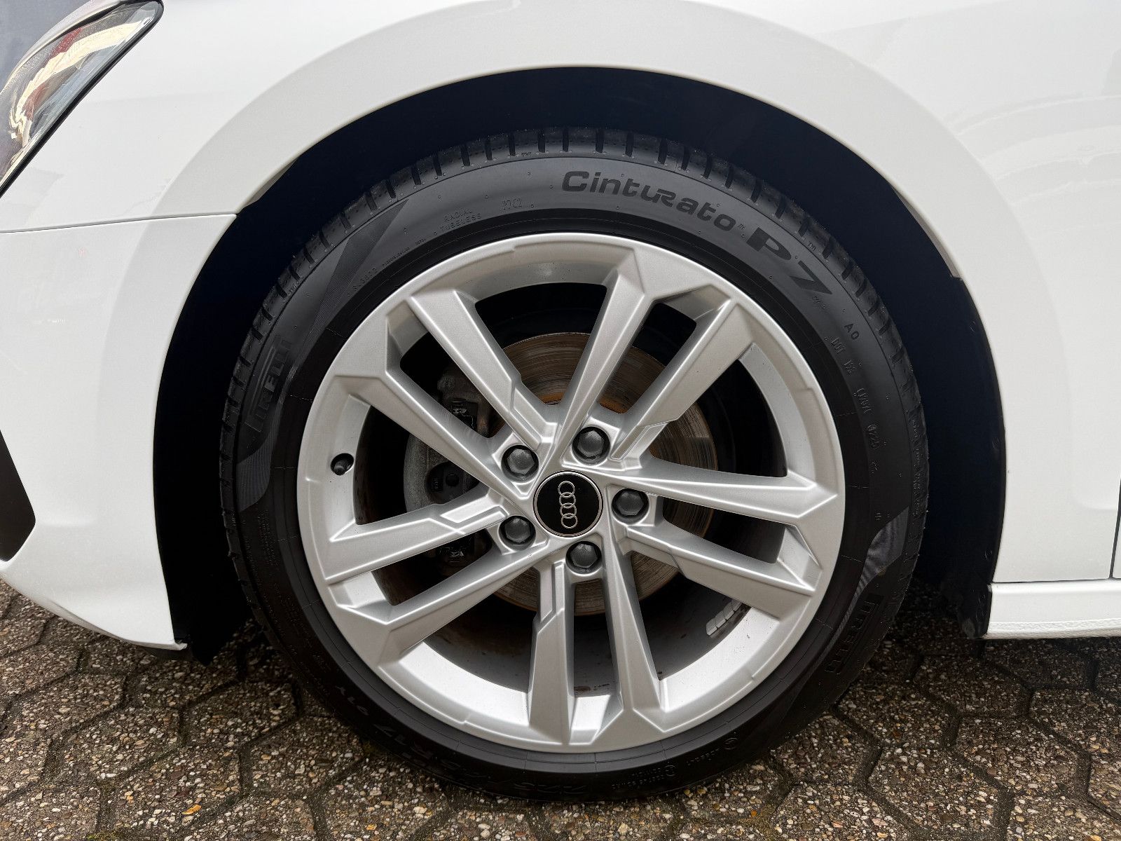 Fahrzeugabbildung Audi A3 Limousine 35 TFSI S-line* Matrix LED* ACC*