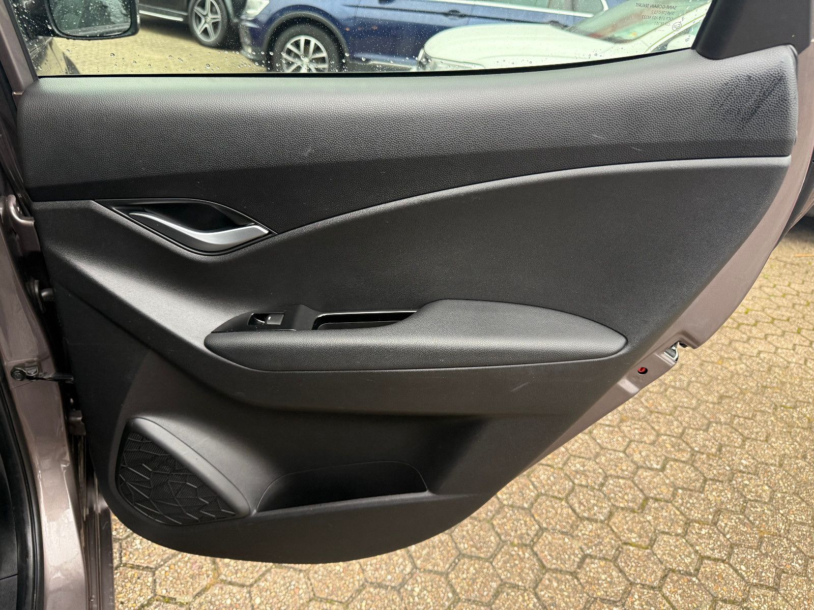 Fahrzeugabbildung Hyundai ix20 FIFA world Cup Edition