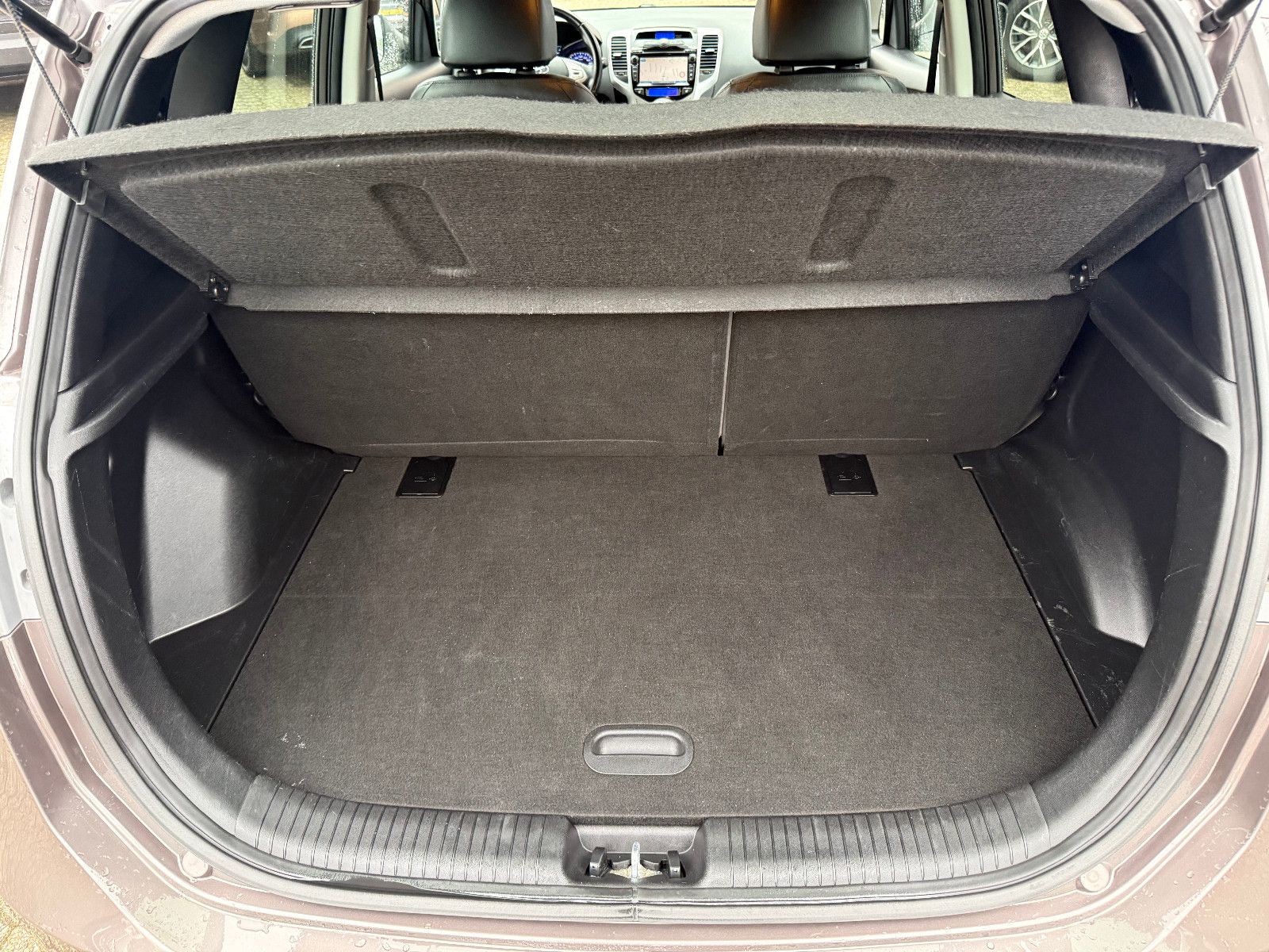 Fahrzeugabbildung Hyundai ix20 FIFA world Cup Edition