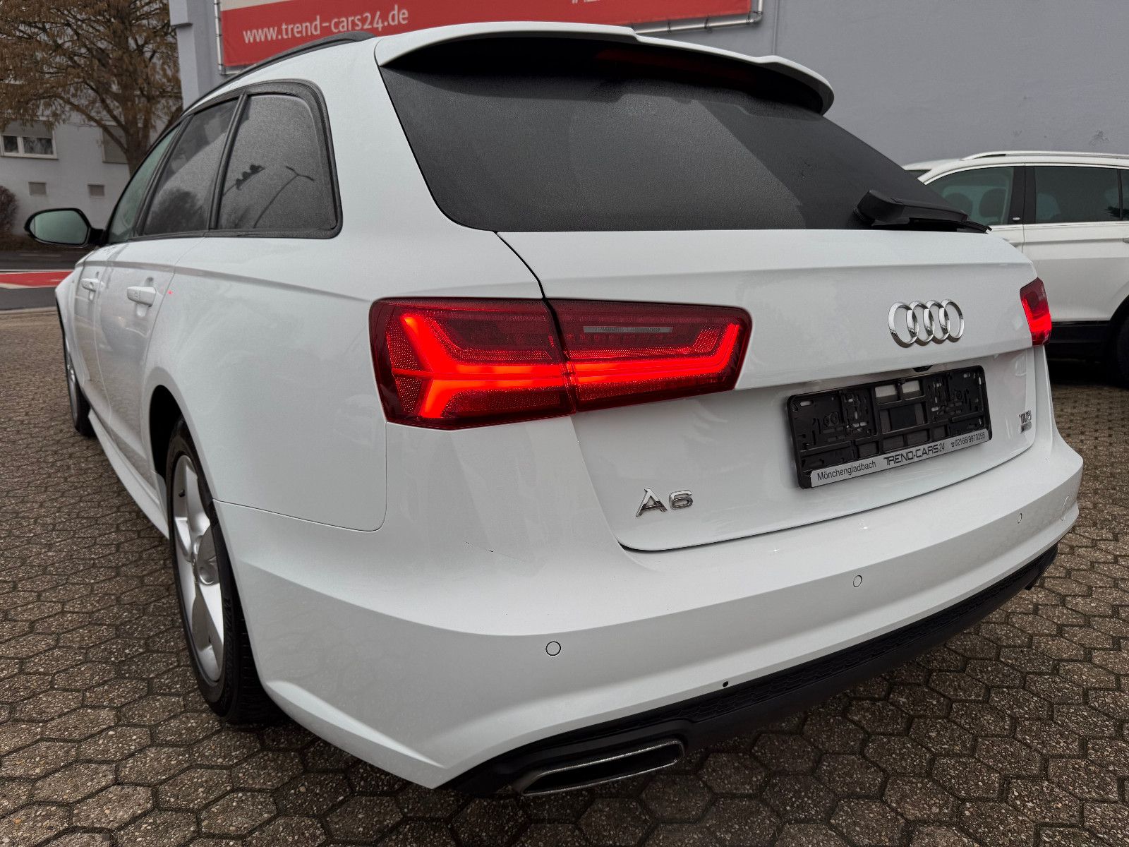 Fahrzeugabbildung Audi A6 Avant 2.0 TDI ultra*S-line*ACC*PANO*BOSE*