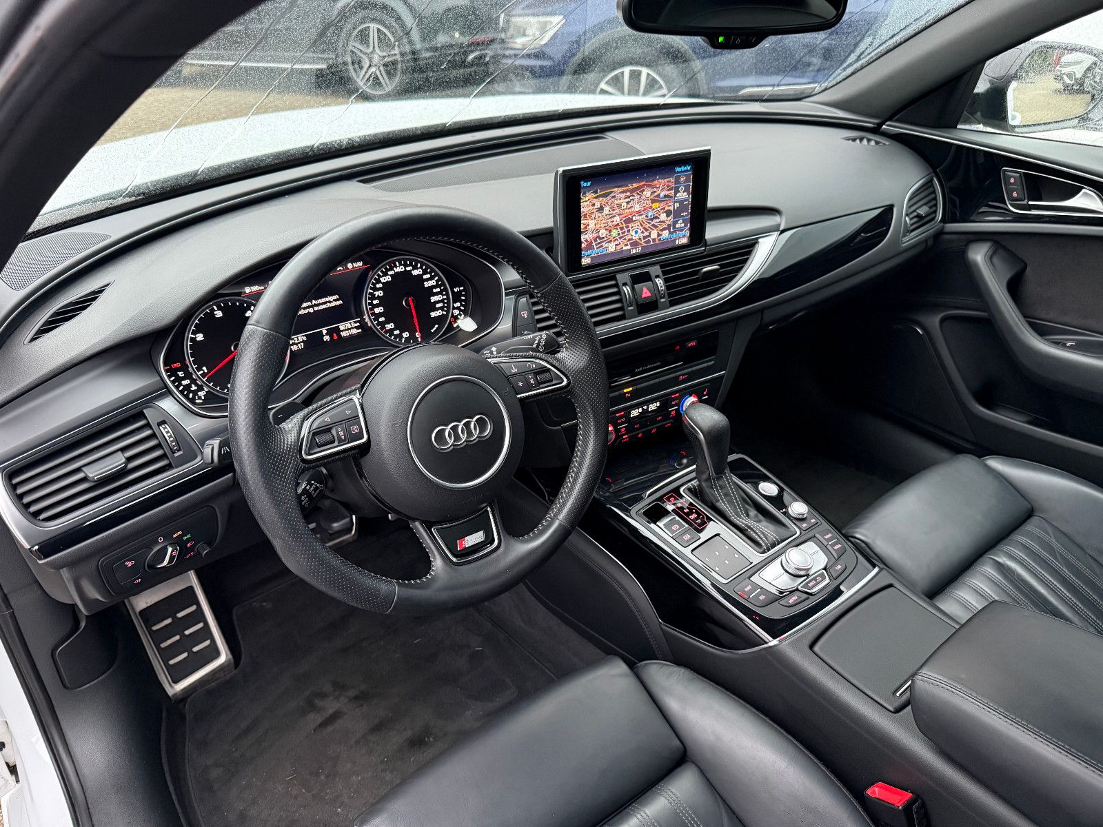 Fahrzeugabbildung Audi A6 Avant 2.0 TDI ultra*S-line*ACC*PANO*BOSE*