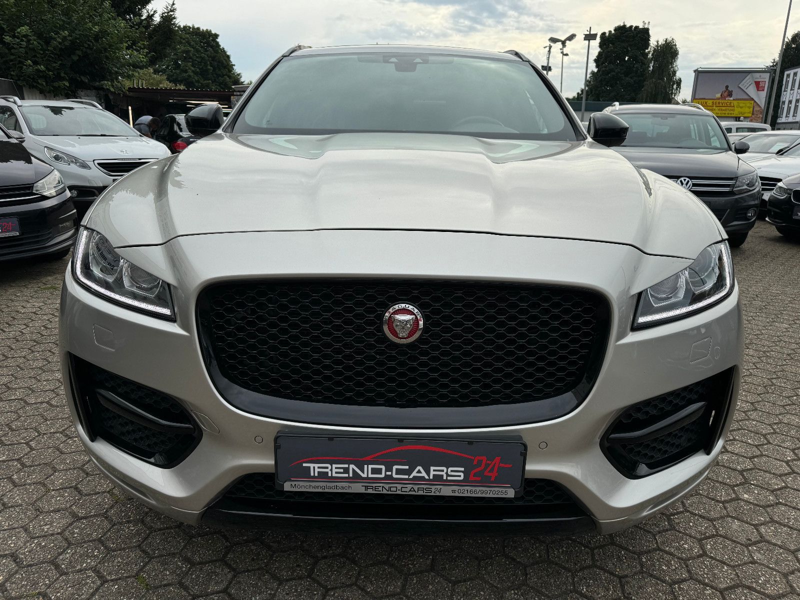 Fahrzeugabbildung Jaguar F-Pace F-PACE R-Sport AWD MOTORSCHADEN