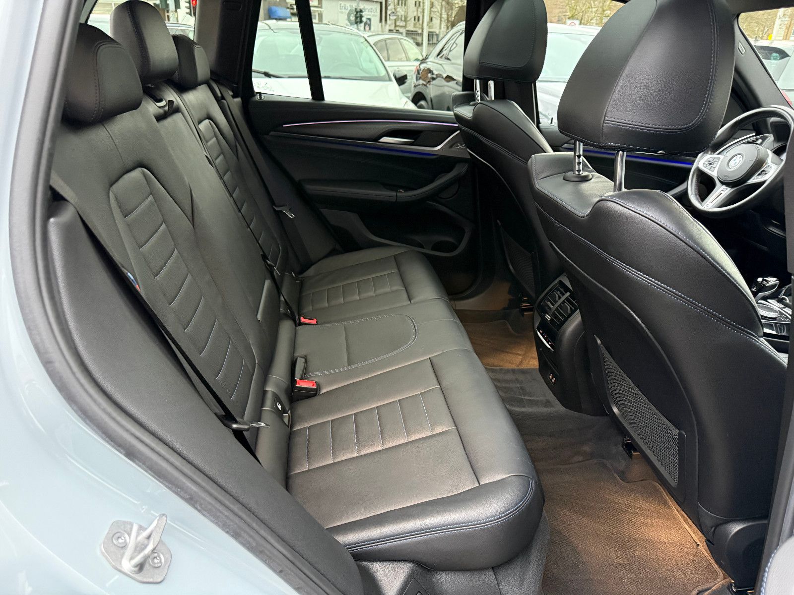 Fahrzeugabbildung BMW X3 M40d *Pano*ACC*Harmann Kardon M