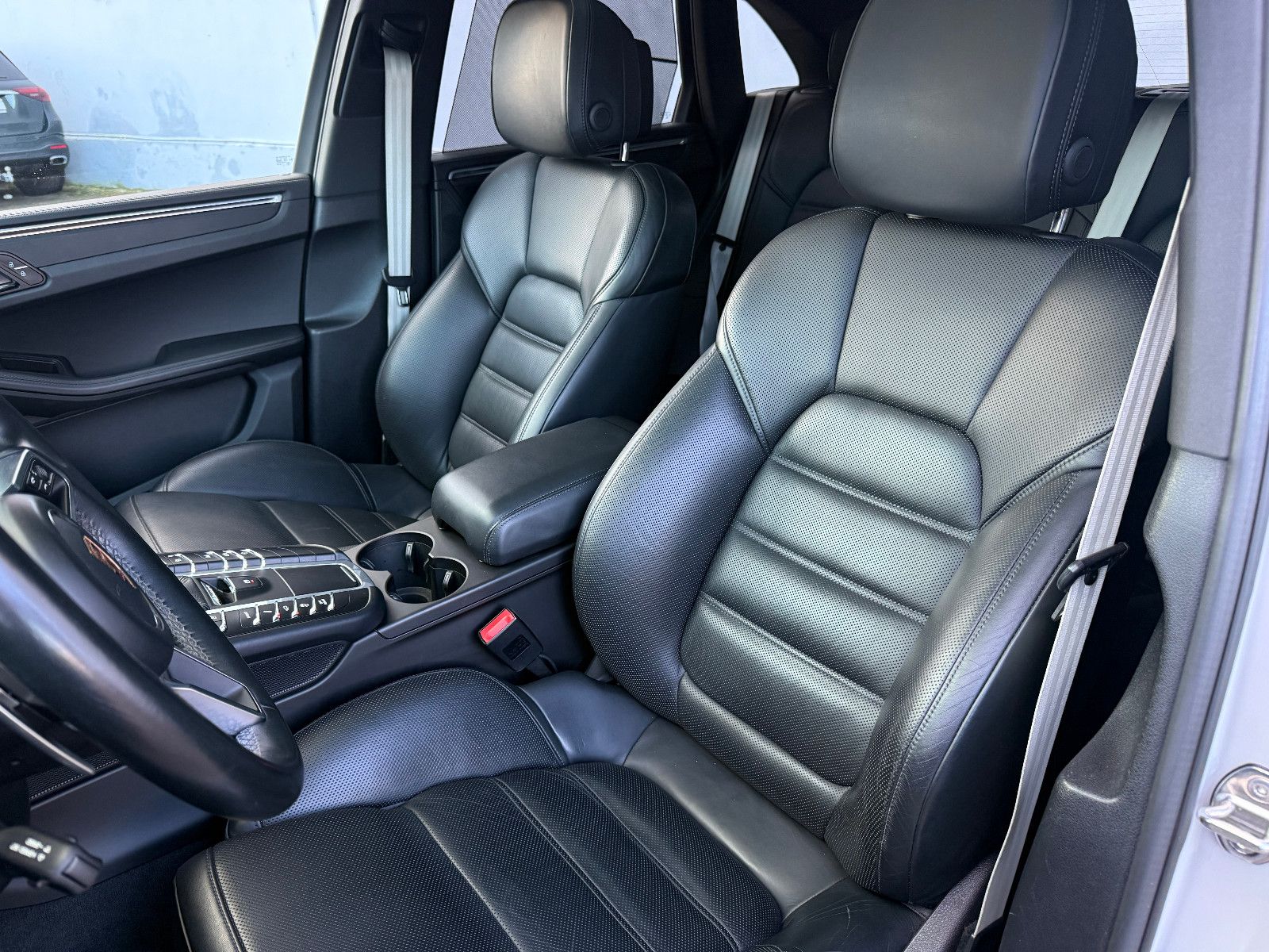 Fahrzeugabbildung Porsche Macan*ACC*Leder*360 Cam* 21Zoll*Pano*BOSE