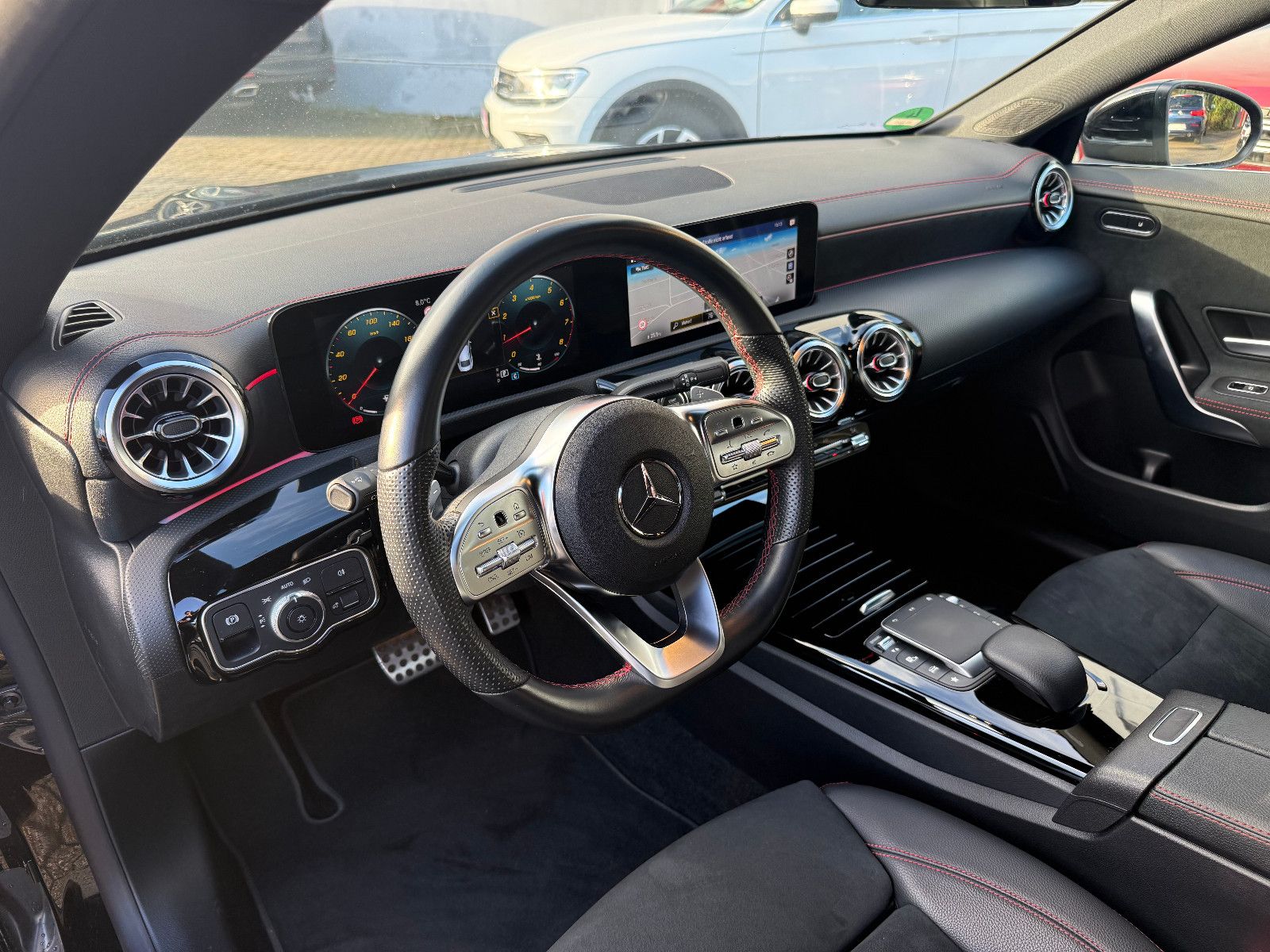 Fahrzeugabbildung Mercedes-Benz CLA 200*AMG*Tempomat*Apple Carplay*