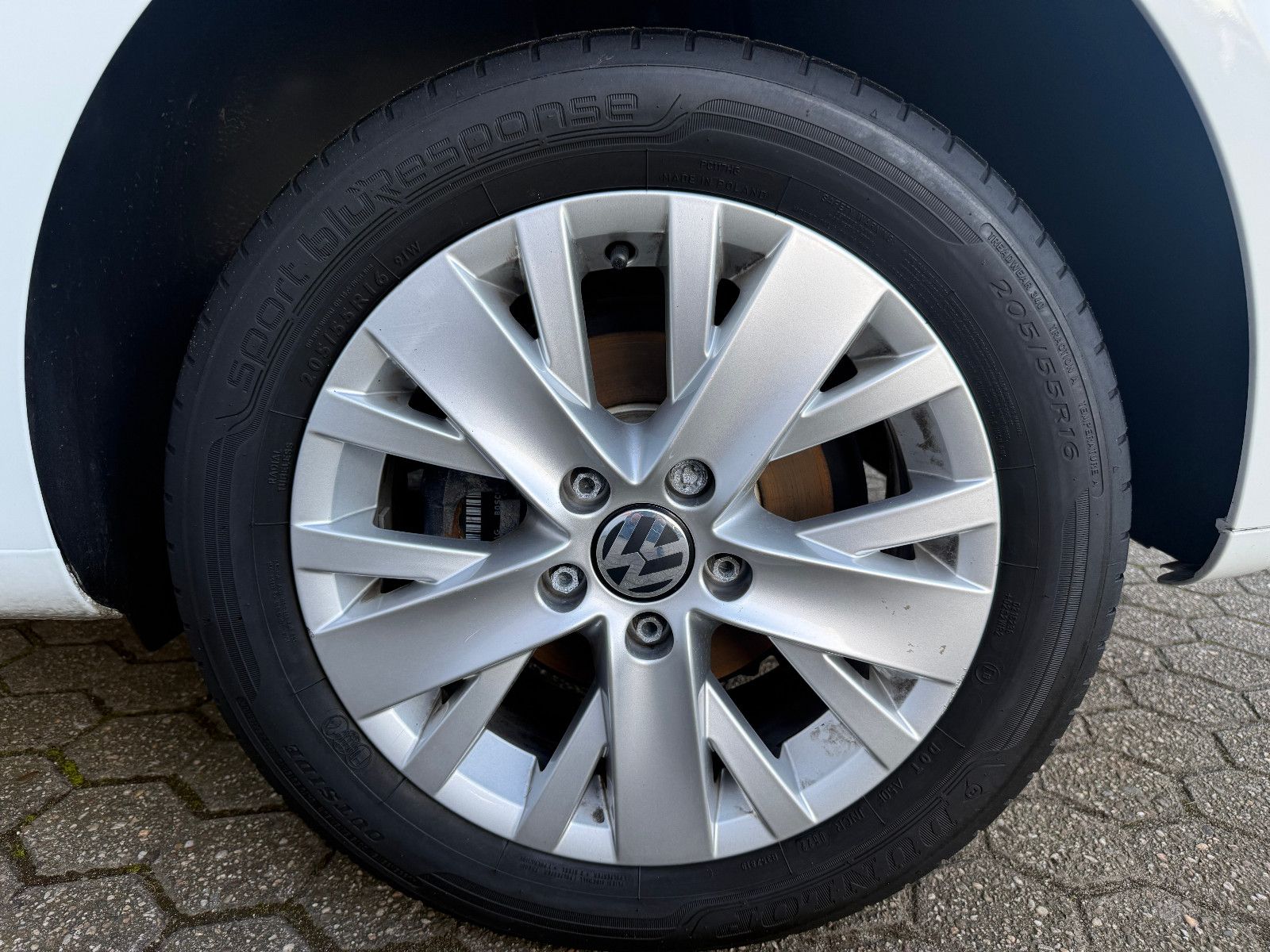 Fahrzeugabbildung Volkswagen Touran Life*Tempomat*Klima*SH*