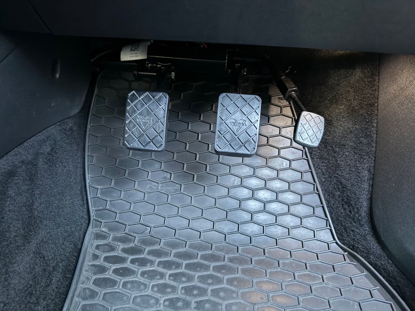 Fahrzeugabbildung Volkswagen Tiguan Life*Fahrschule Wagen* Driving school Car