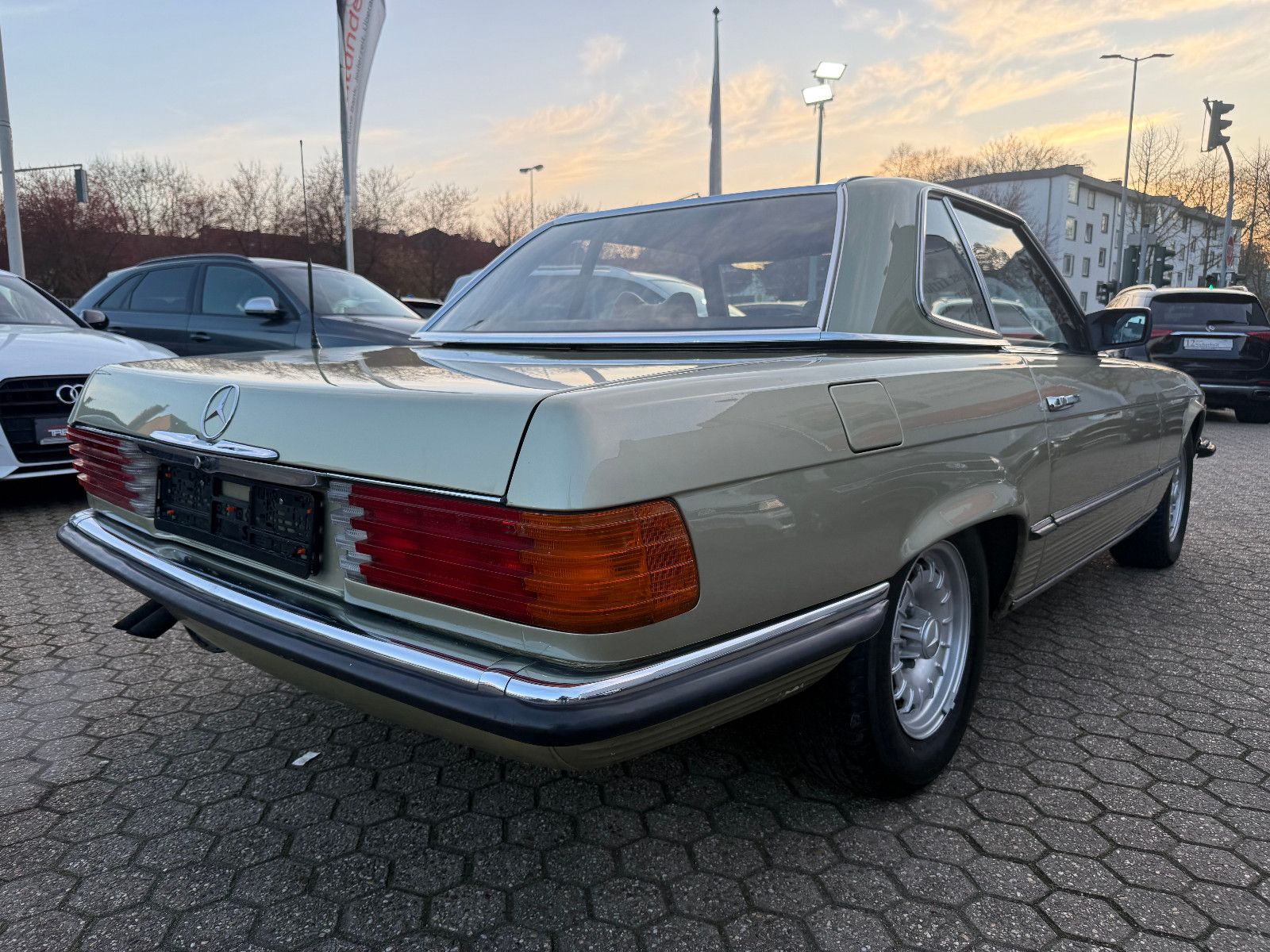 Fahrzeugabbildung Mercedes-Benz SL 280*Oldtimer*
