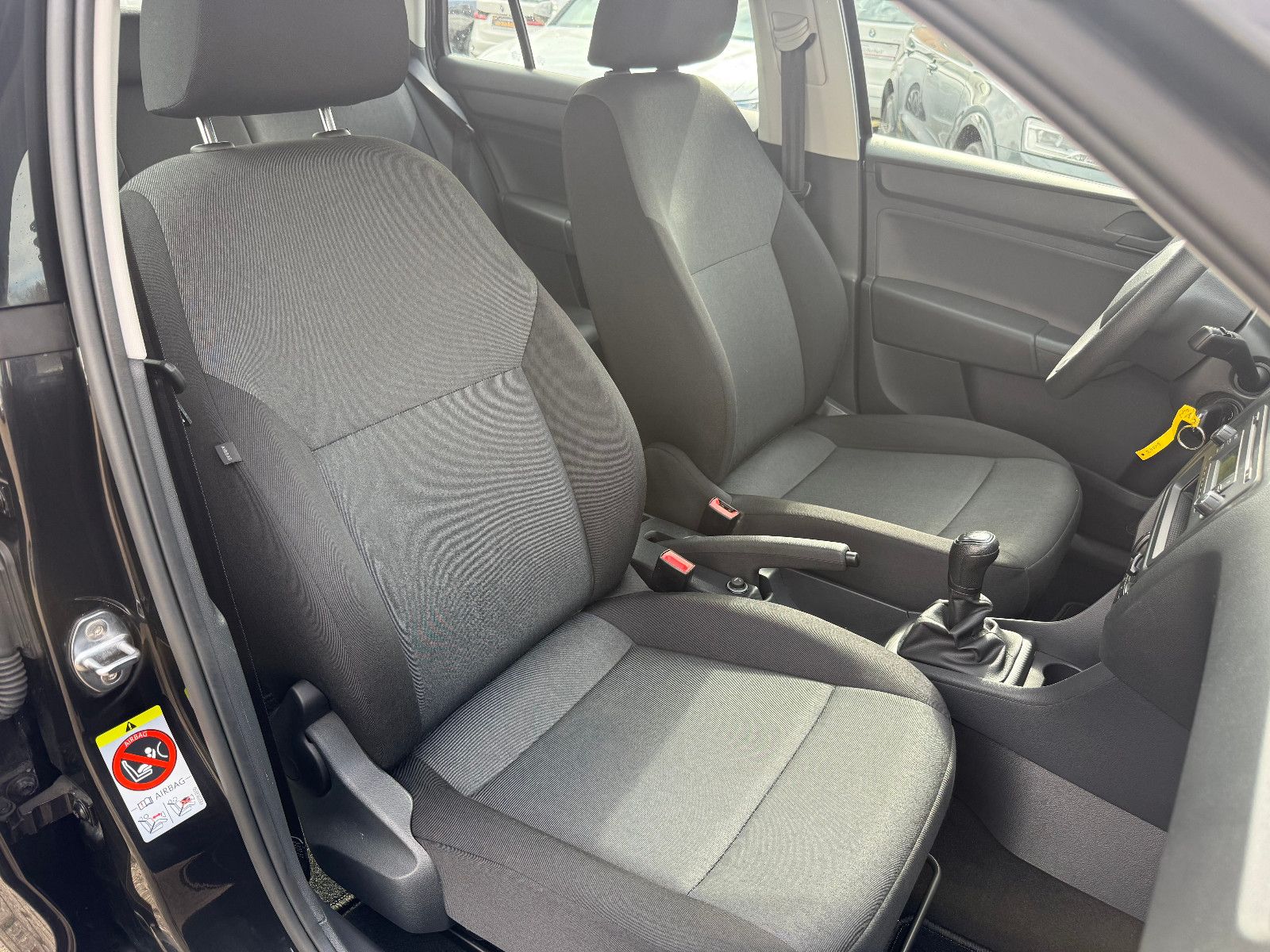 Fahrzeugabbildung SKODA Rapid Spaceback Active