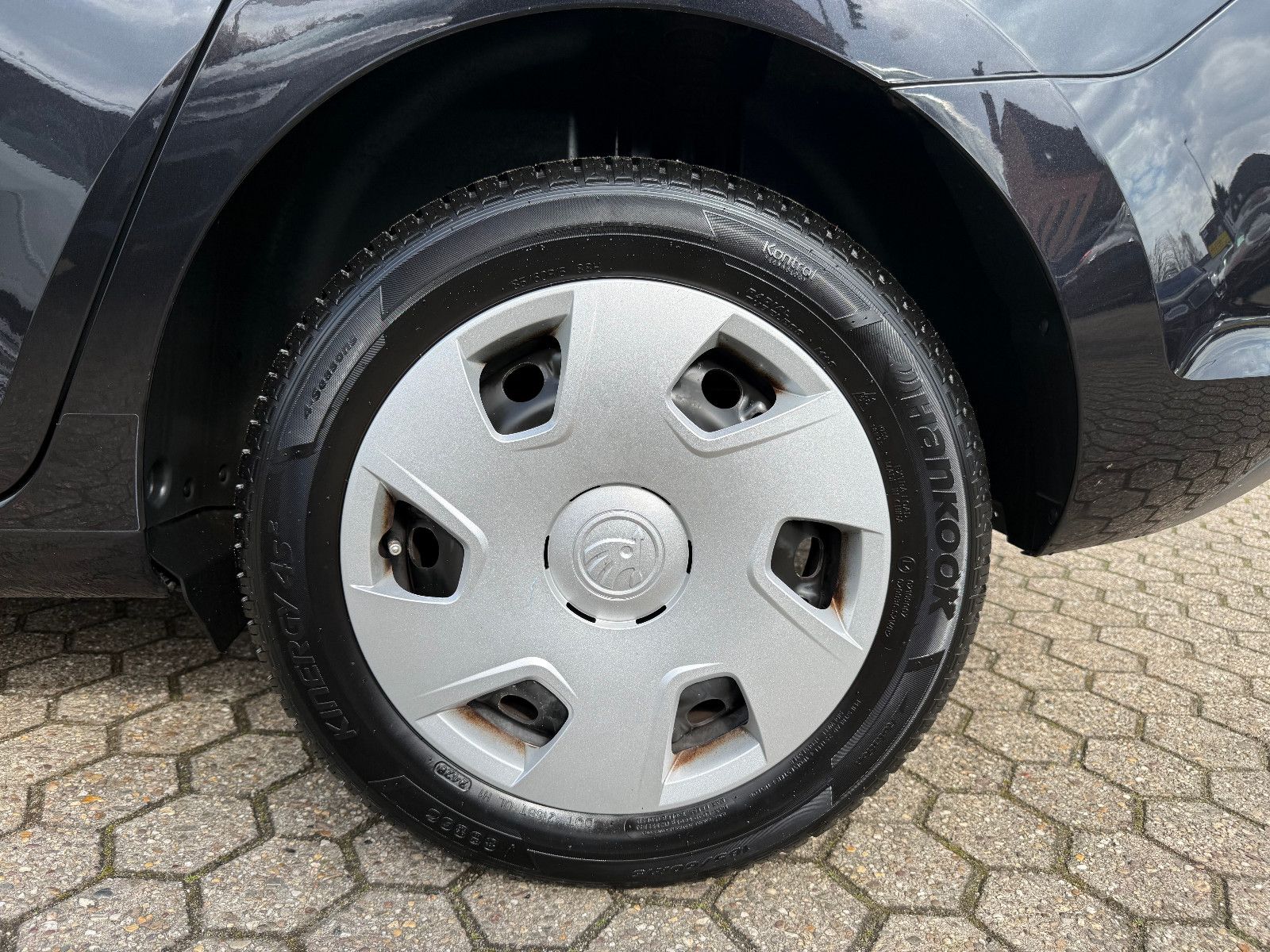 Fahrzeugabbildung SKODA Rapid Spaceback Active