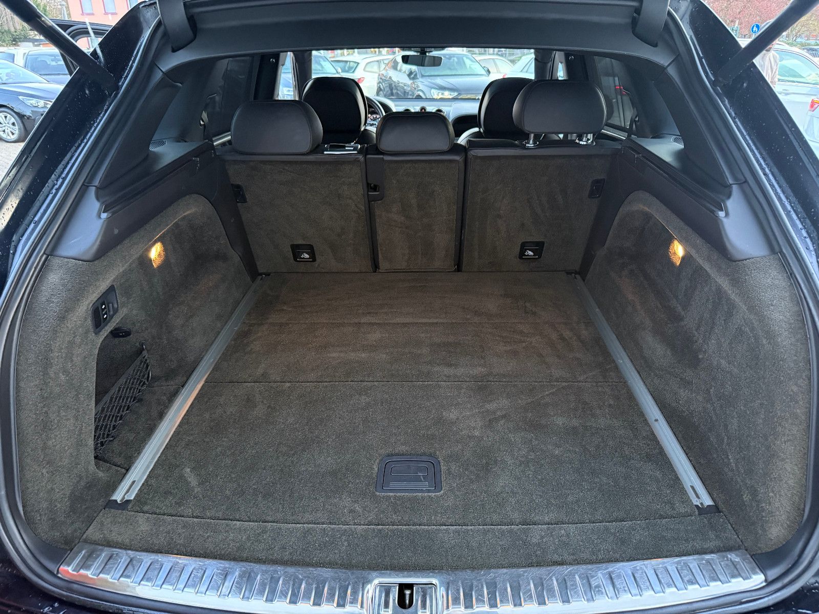 Fahrzeugabbildung Bentley Bentayga 6.0 W12 4WD*FirstEdition* Pano*Voll*