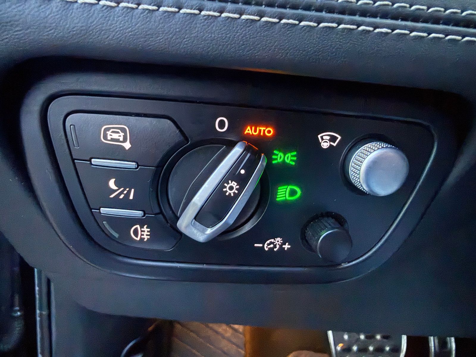 Fahrzeugabbildung Bentley Bentayga 6.0 W12 4WD*FirstEdition* Pano*Voll*