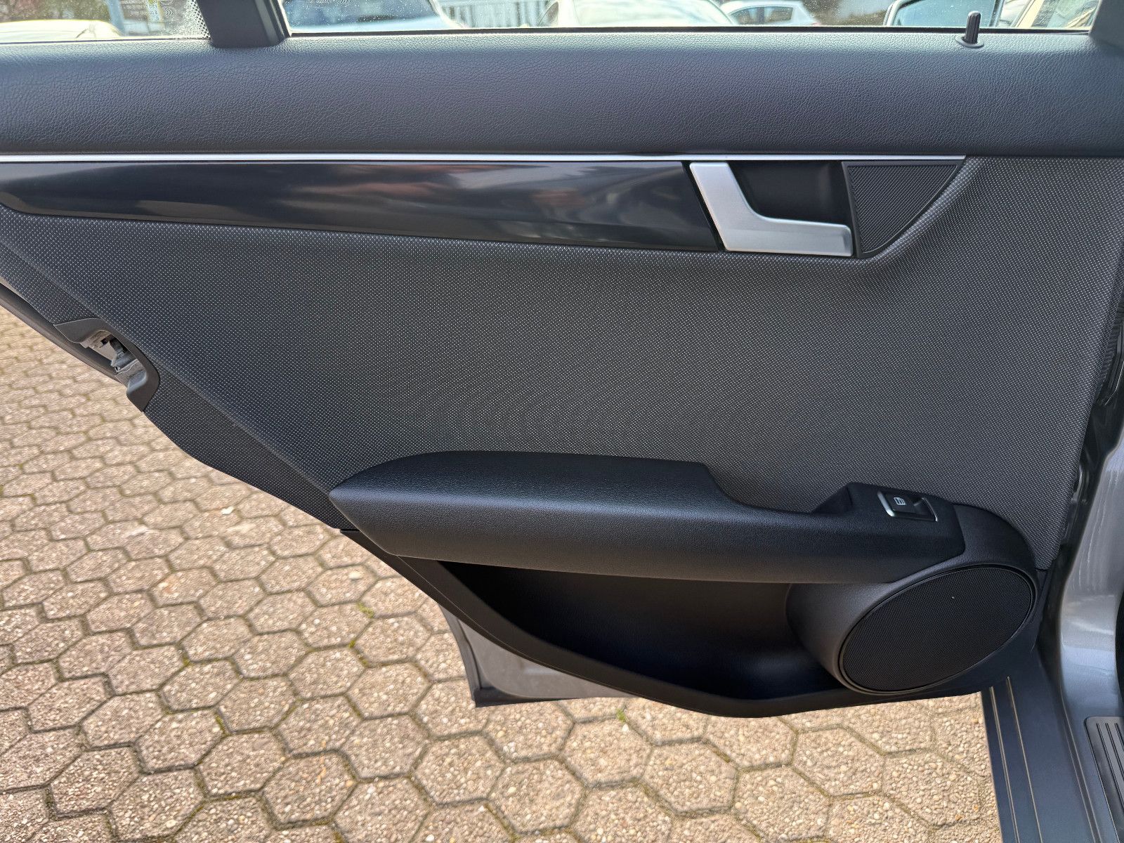 Fahrzeugabbildung Mercedes-Benz C 180 T-Modell  CGI BlueEfficiency`*Klima*