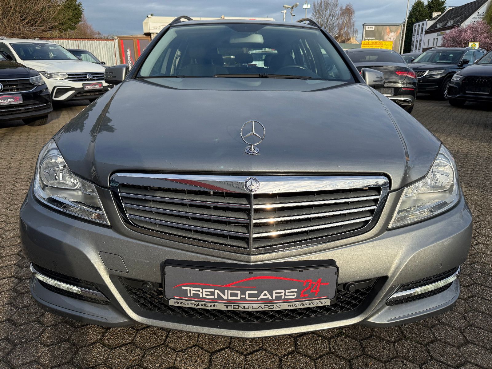 Fahrzeugabbildung Mercedes-Benz C 180 T-Modell  CGI BlueEfficiency`*Klima*