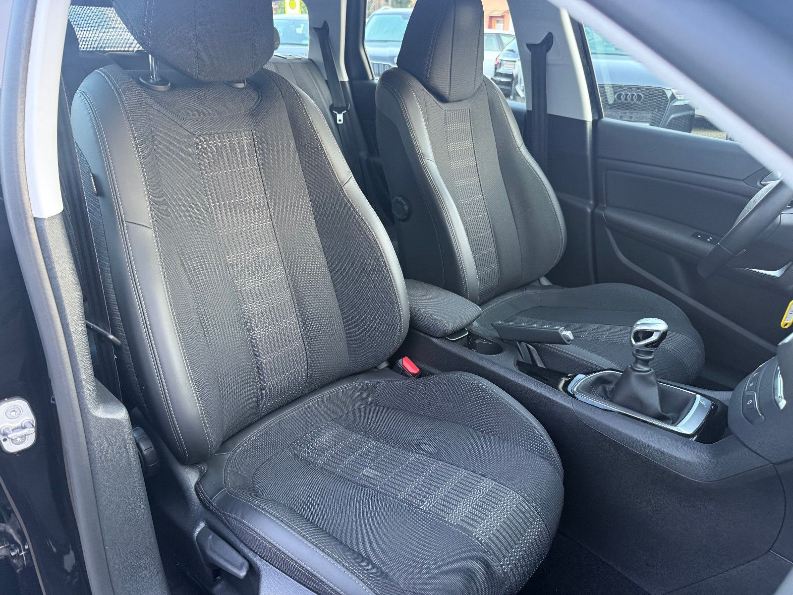 Fahrzeugabbildung Peugeot 308 SW Active*Klima*SH*Apple*Android Car Play*